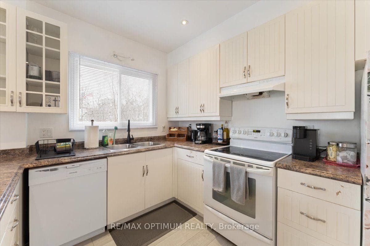 1019 Beach Boulevard photo 12