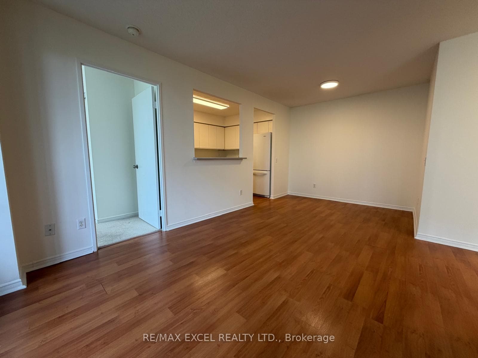91 Townsgate Drive Unit 507 photo 6