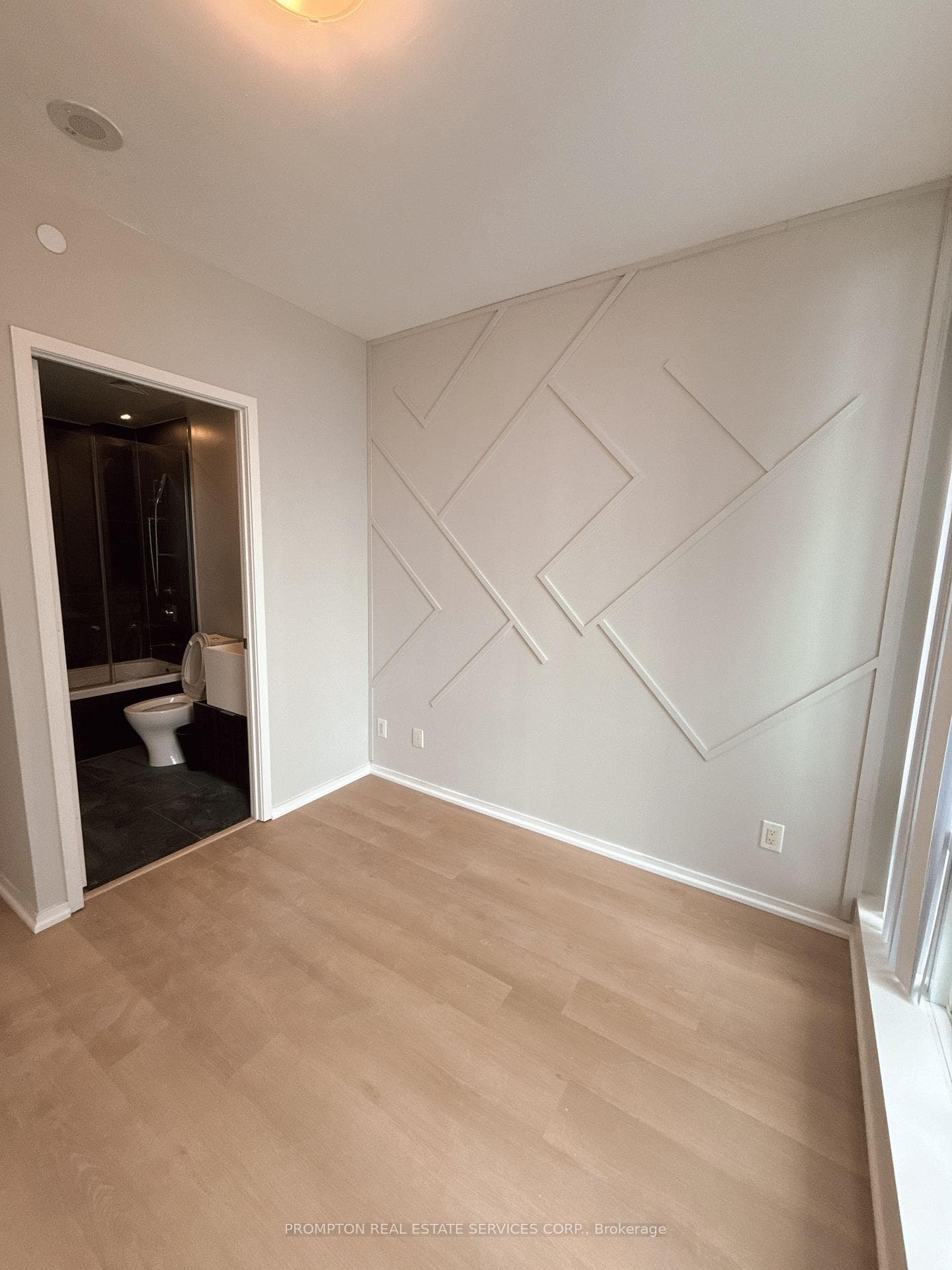 1 Bloor Street Unit 3110 photo 18