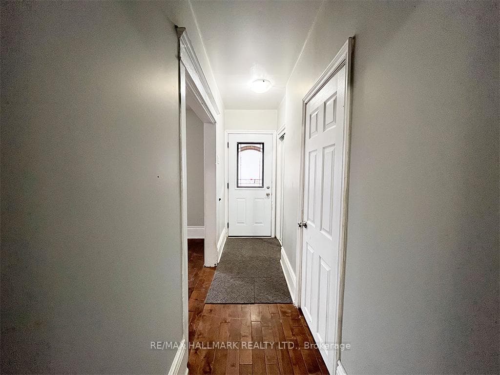 67 Claremore Avenue photo 12