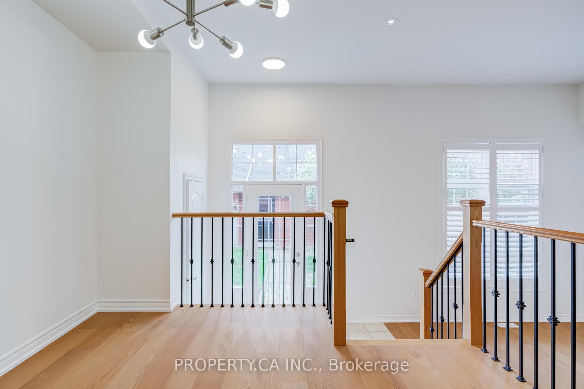 3347 Eglinton Avenue photo 12