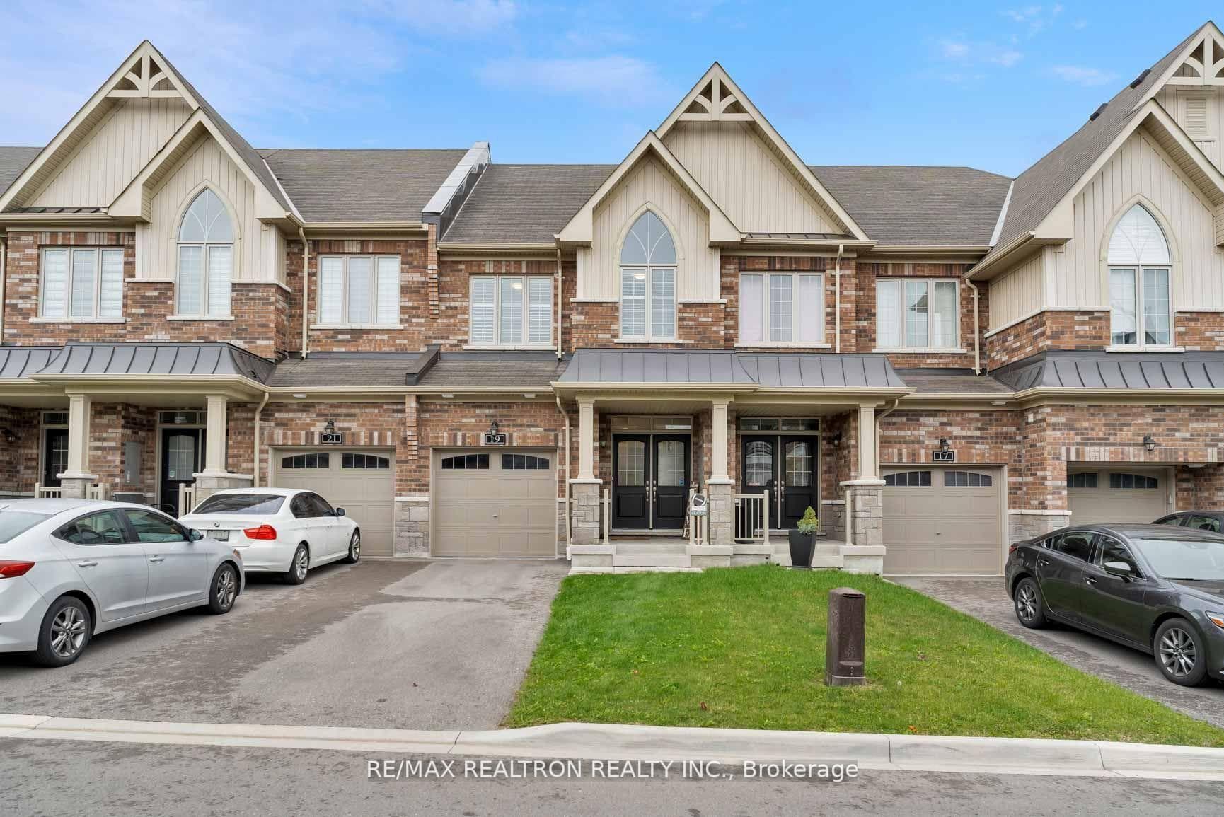 19 Sutcliffe Drive photo 1