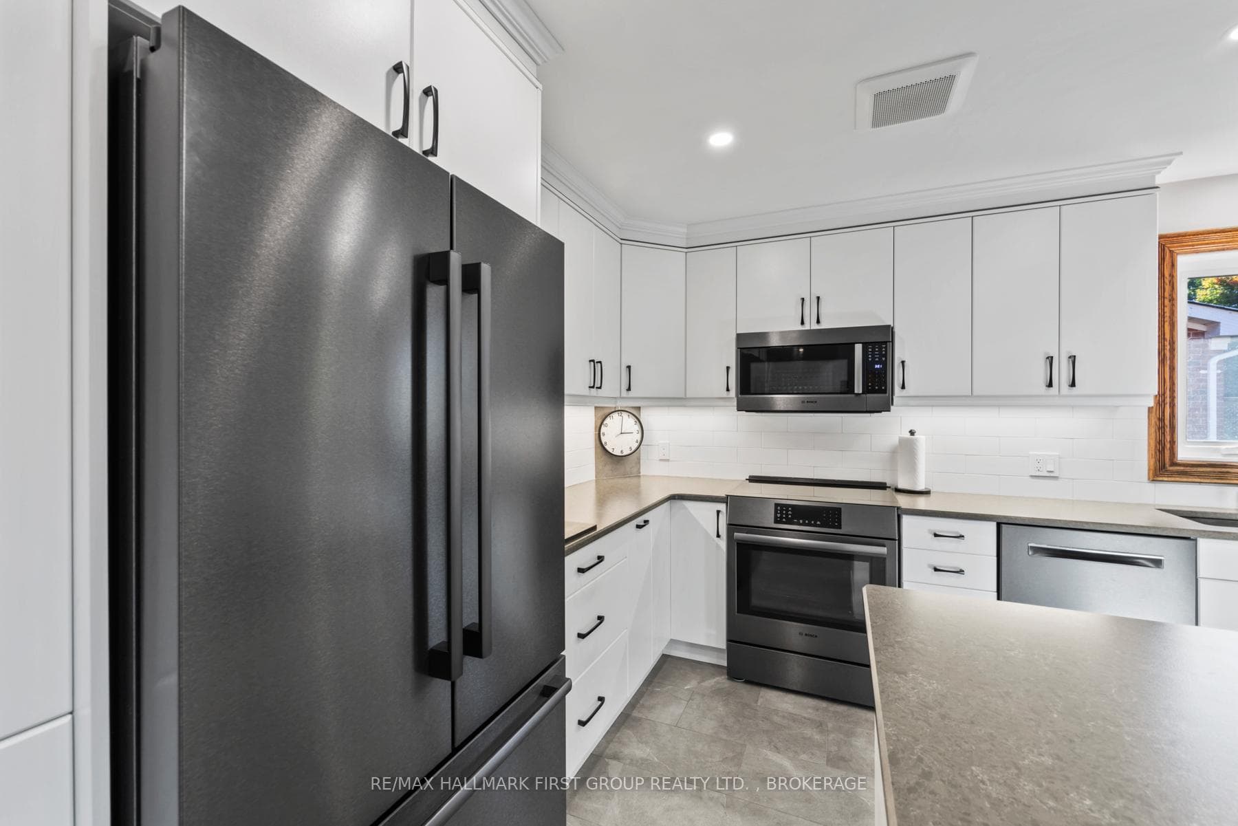 88 Point St. Mark Drive photo 19