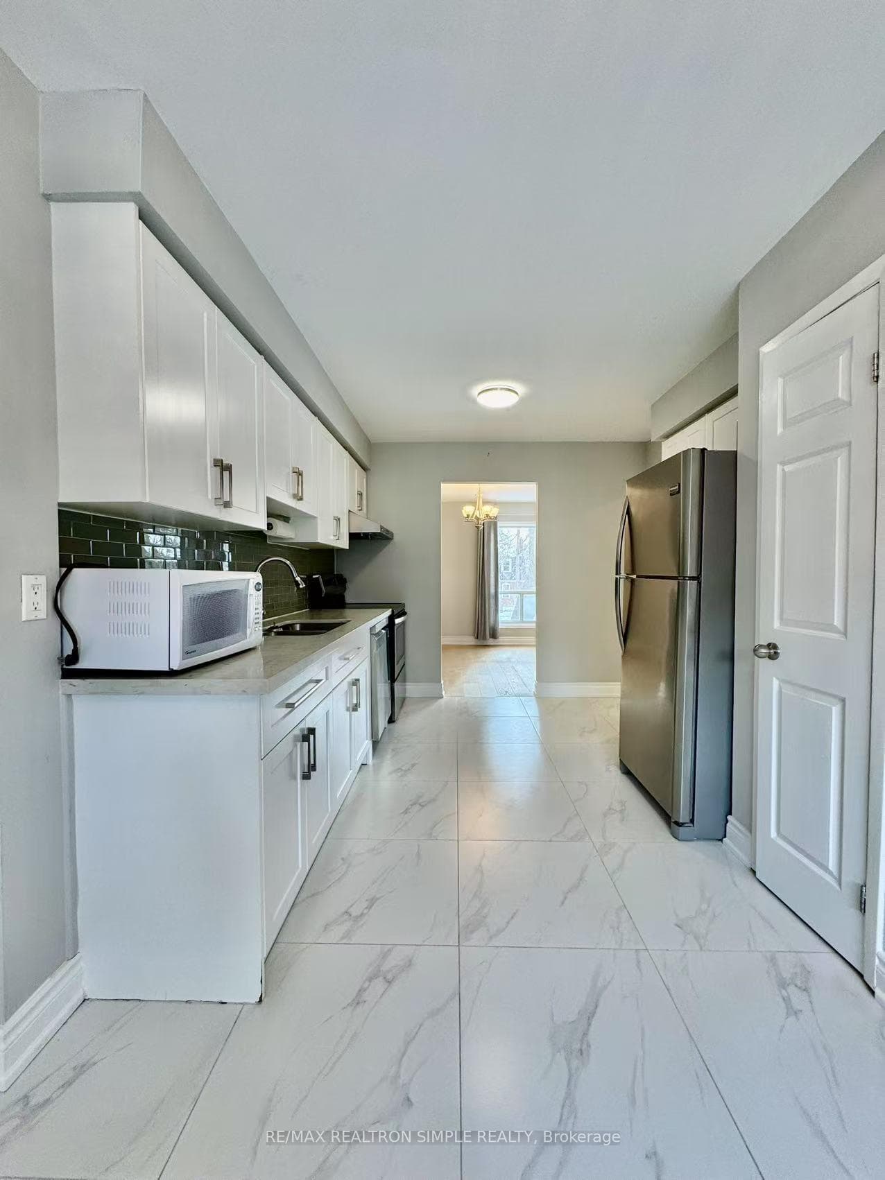 Modern Kitchen