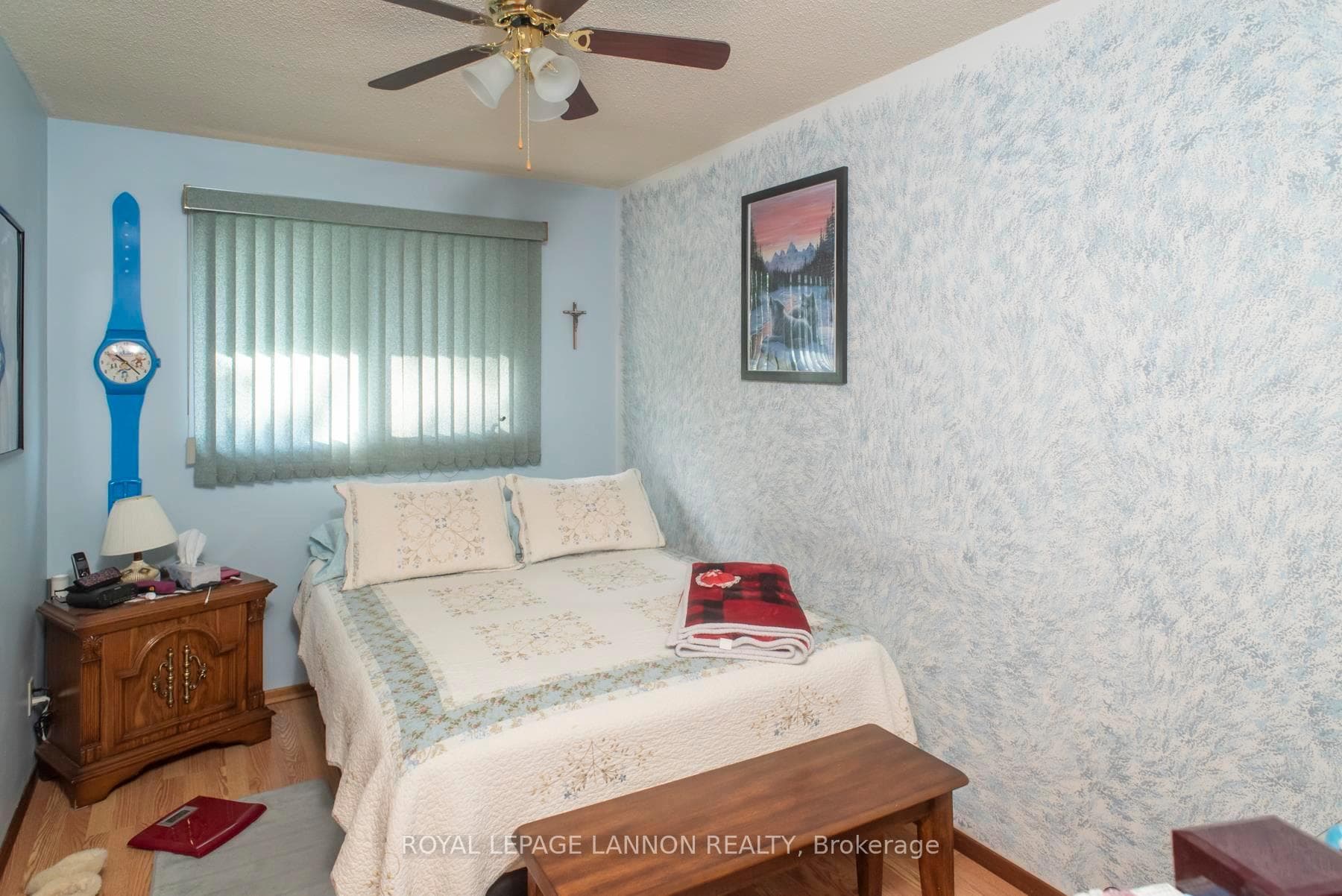 190 Humber Crescent photo 9