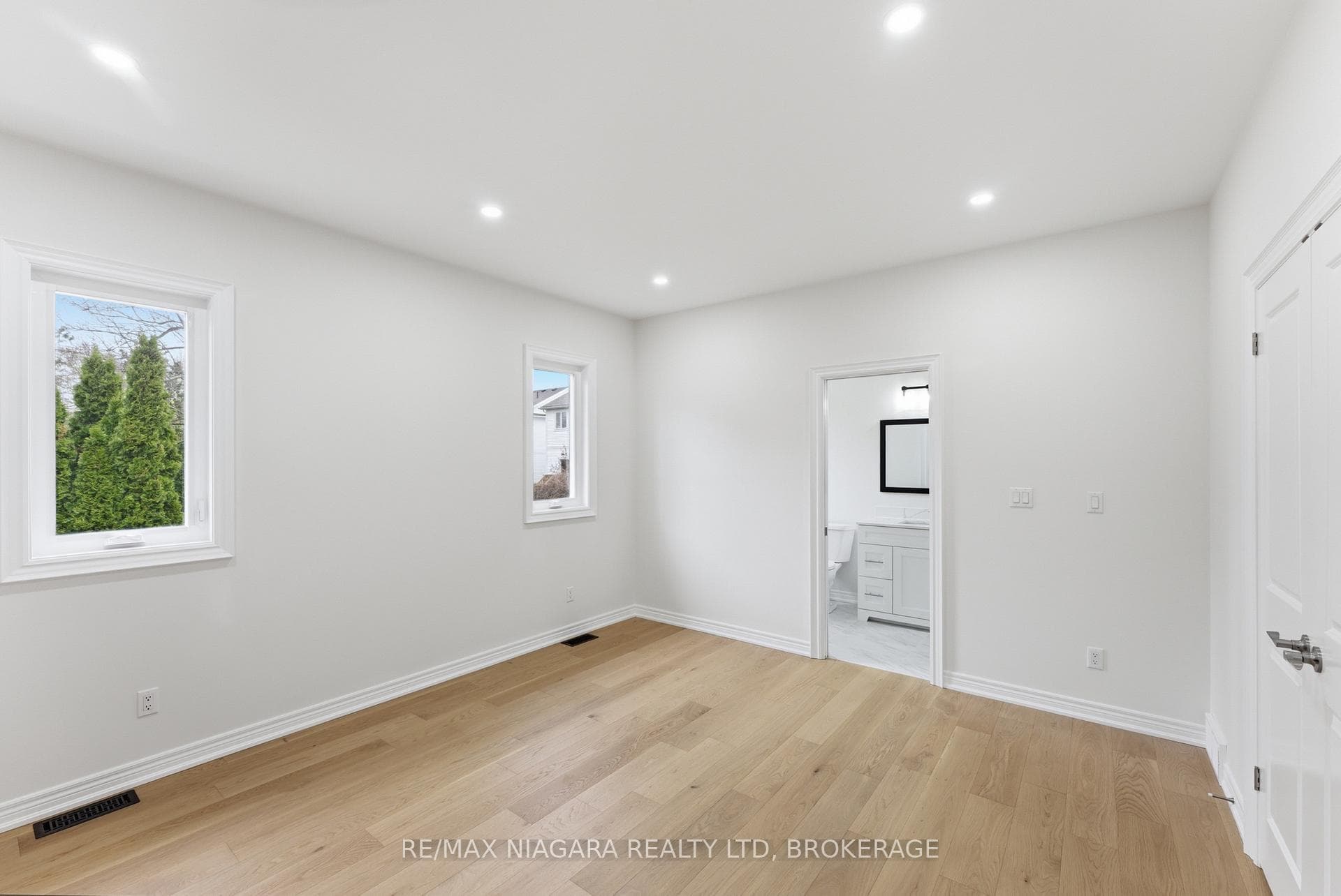 17 GLENBARR Road photo 25