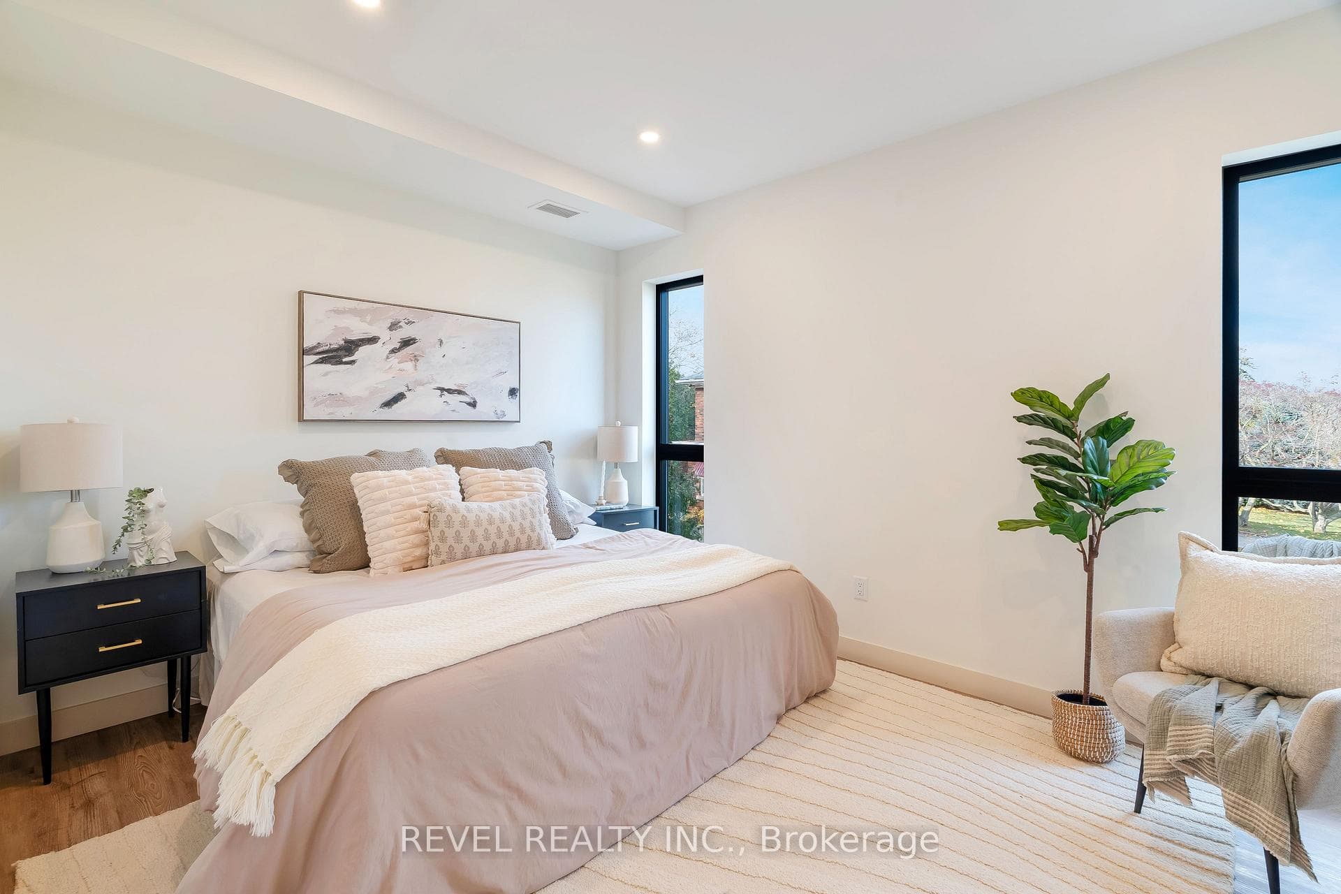 4390 Hillview Drive Unit 201 photo 7