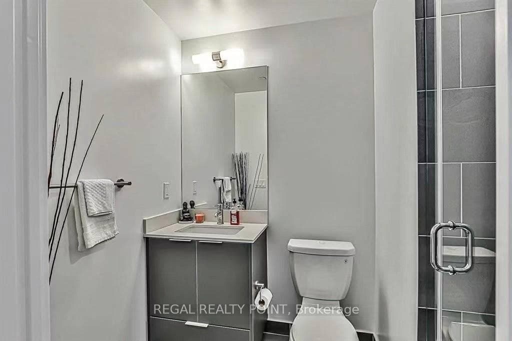 32 Forest Manor Road Unit 410 photo 10