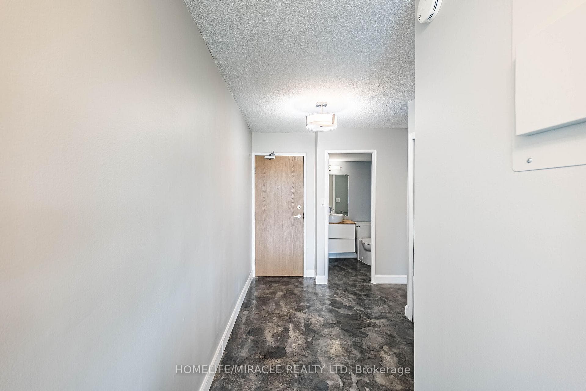 150 Charlton Avenue Unit 1408 photo 16