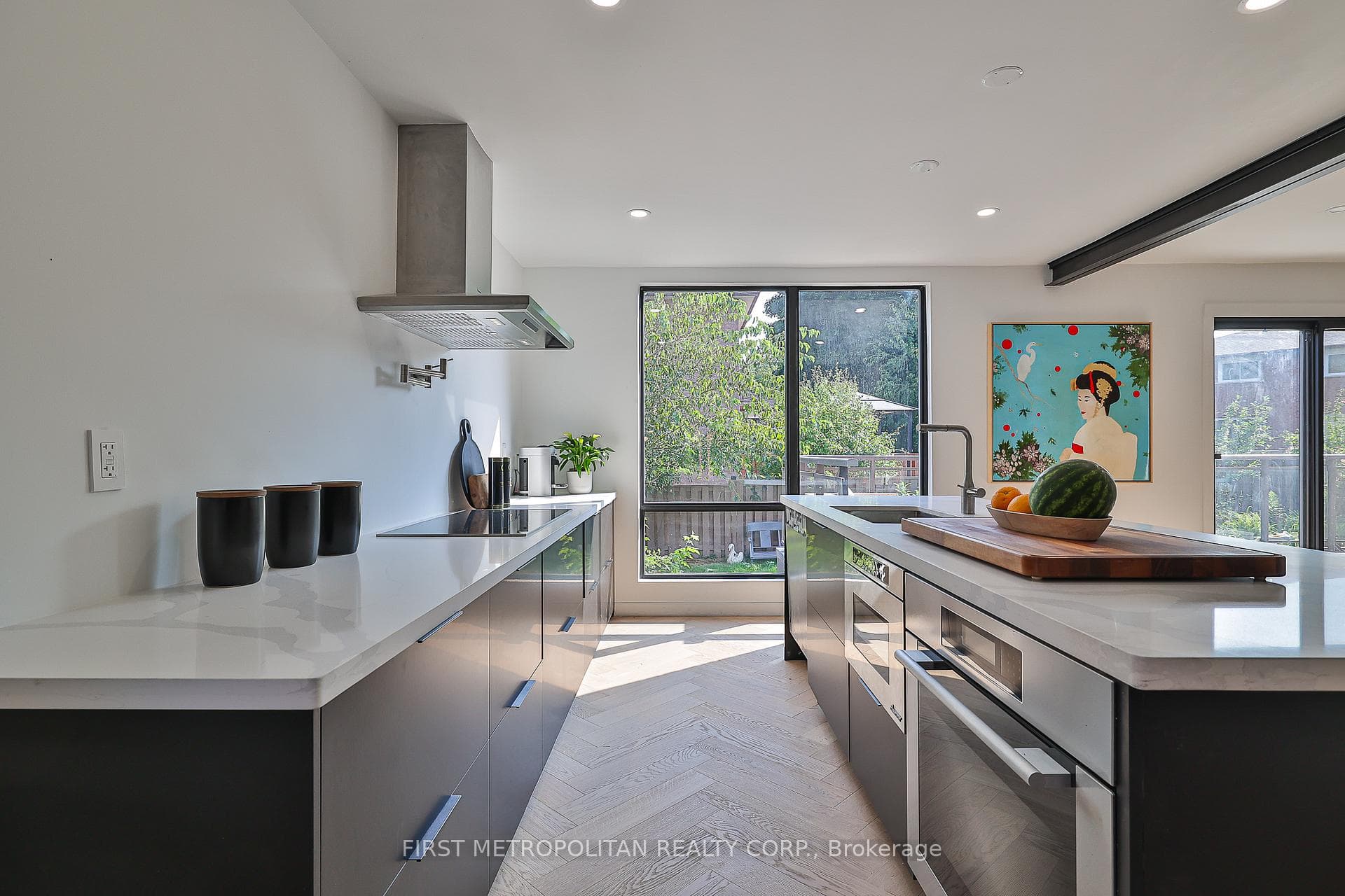 395 Morrish Road photo 7