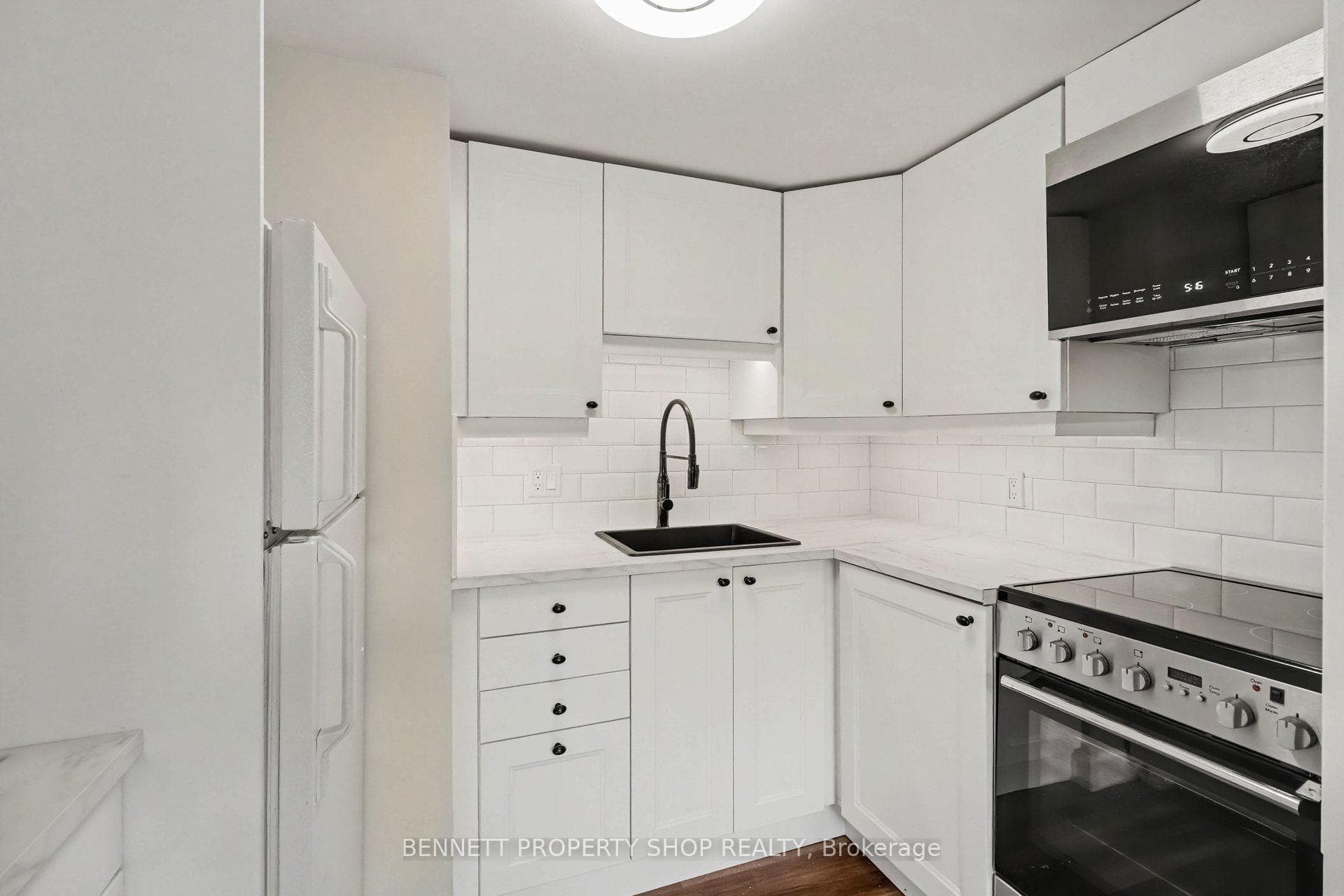 100 Rideau Terrace Unit 3B photo 7