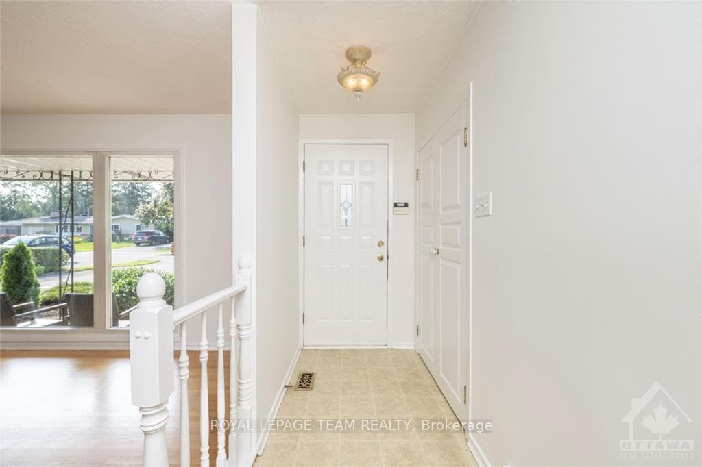 7 REDFIELD Avenue photo 3
