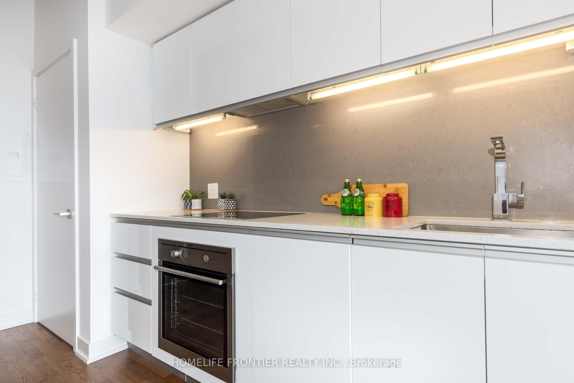 20 Minowan Miikan Lane Unit 717 photo 5