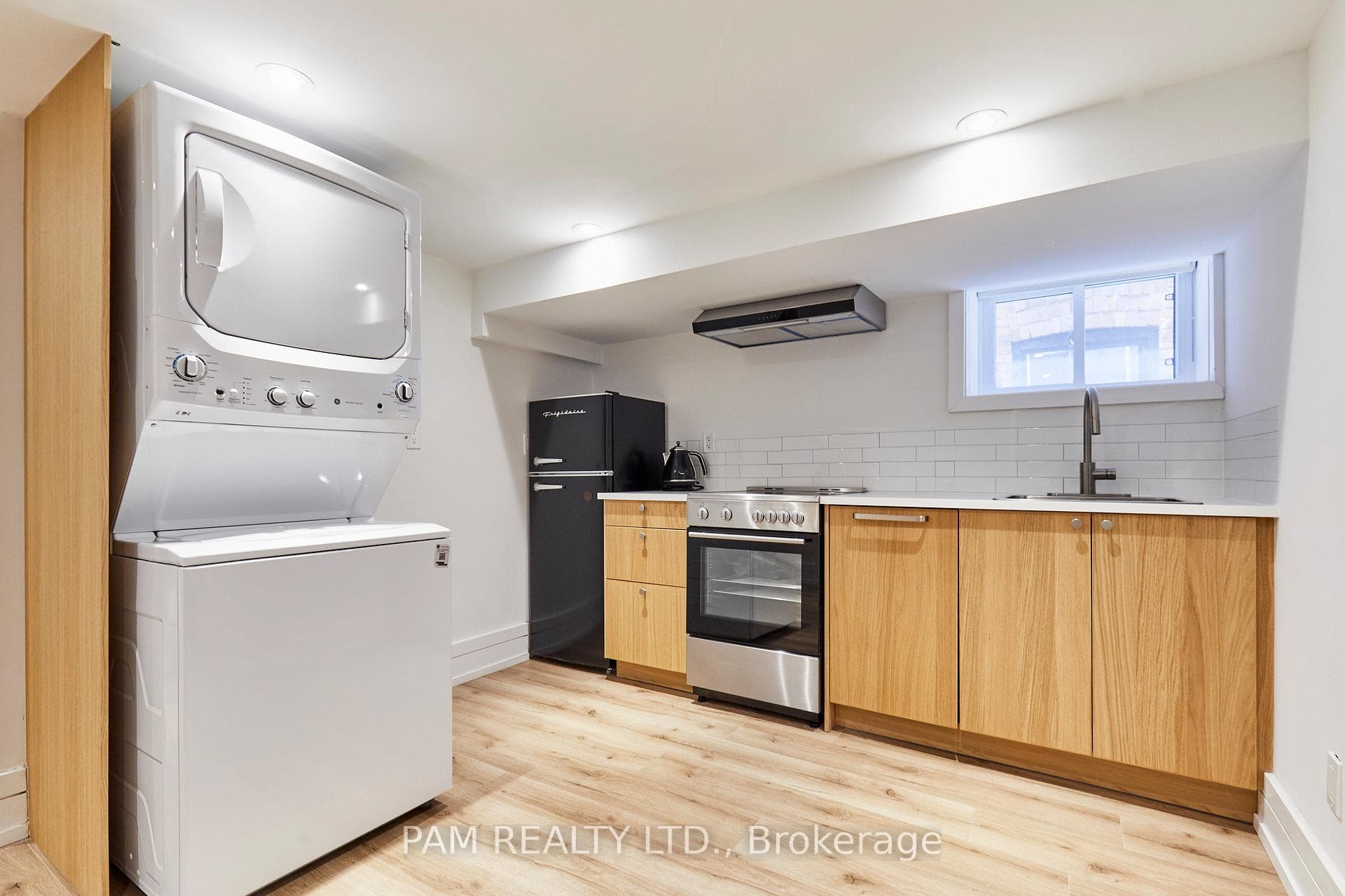 356 Milverton Boulevard photo 32