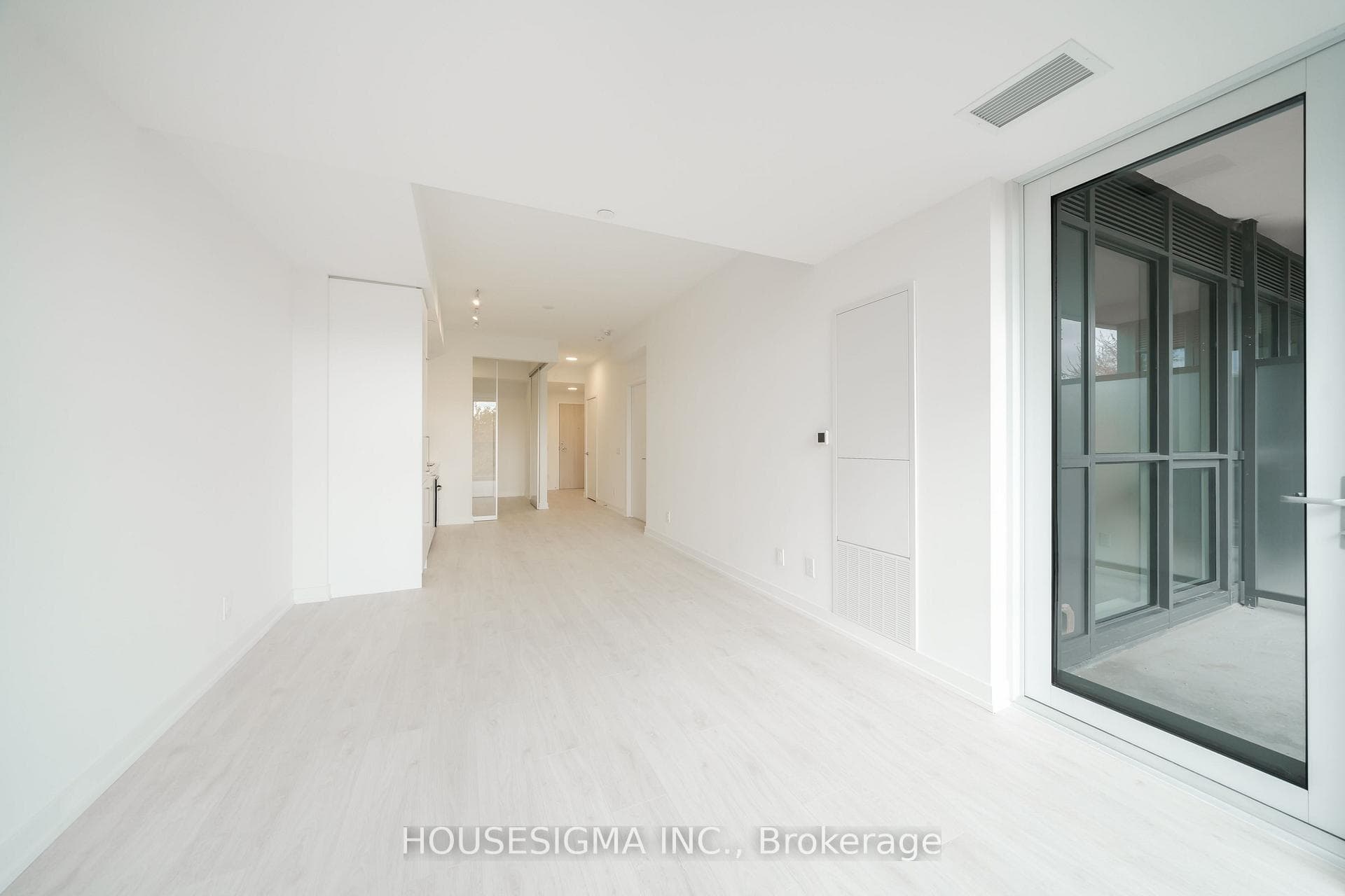 181 Sheppard Avenue Unit 414 photo 6