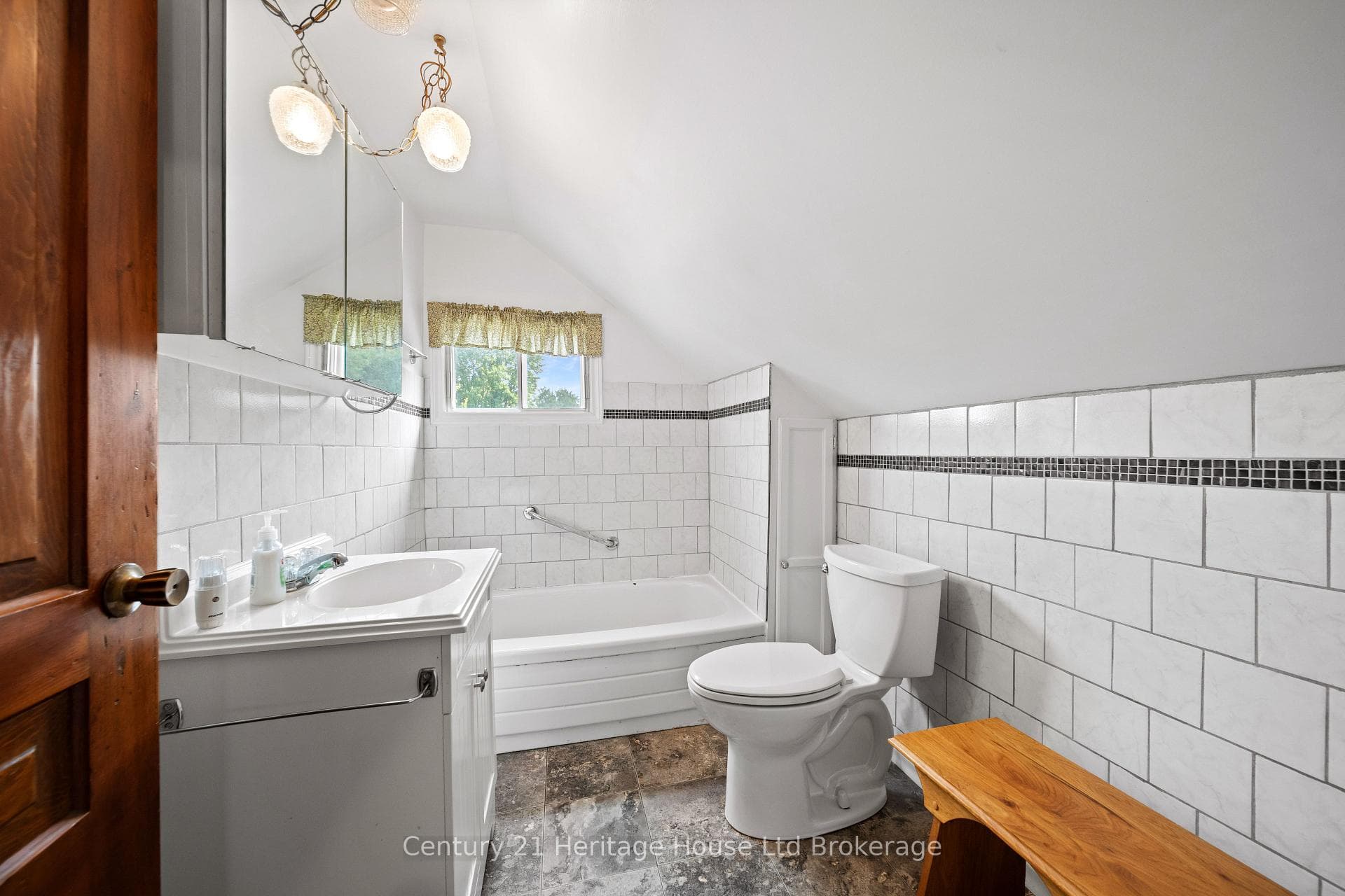 16 Arthur Street photo 14