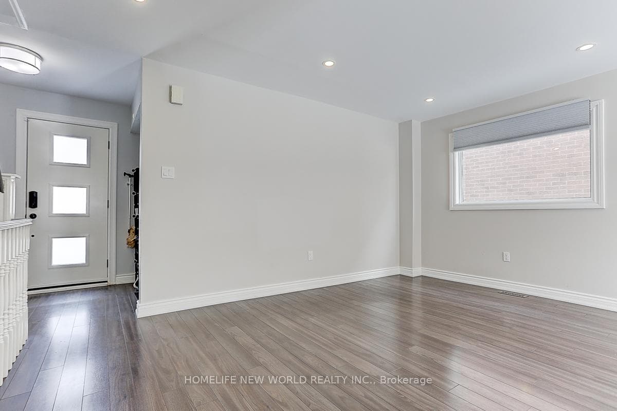 172 Radford Drive photo 2