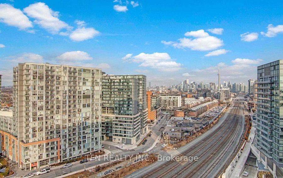 38 Joe Shuster Way Unit 1723 photo 21