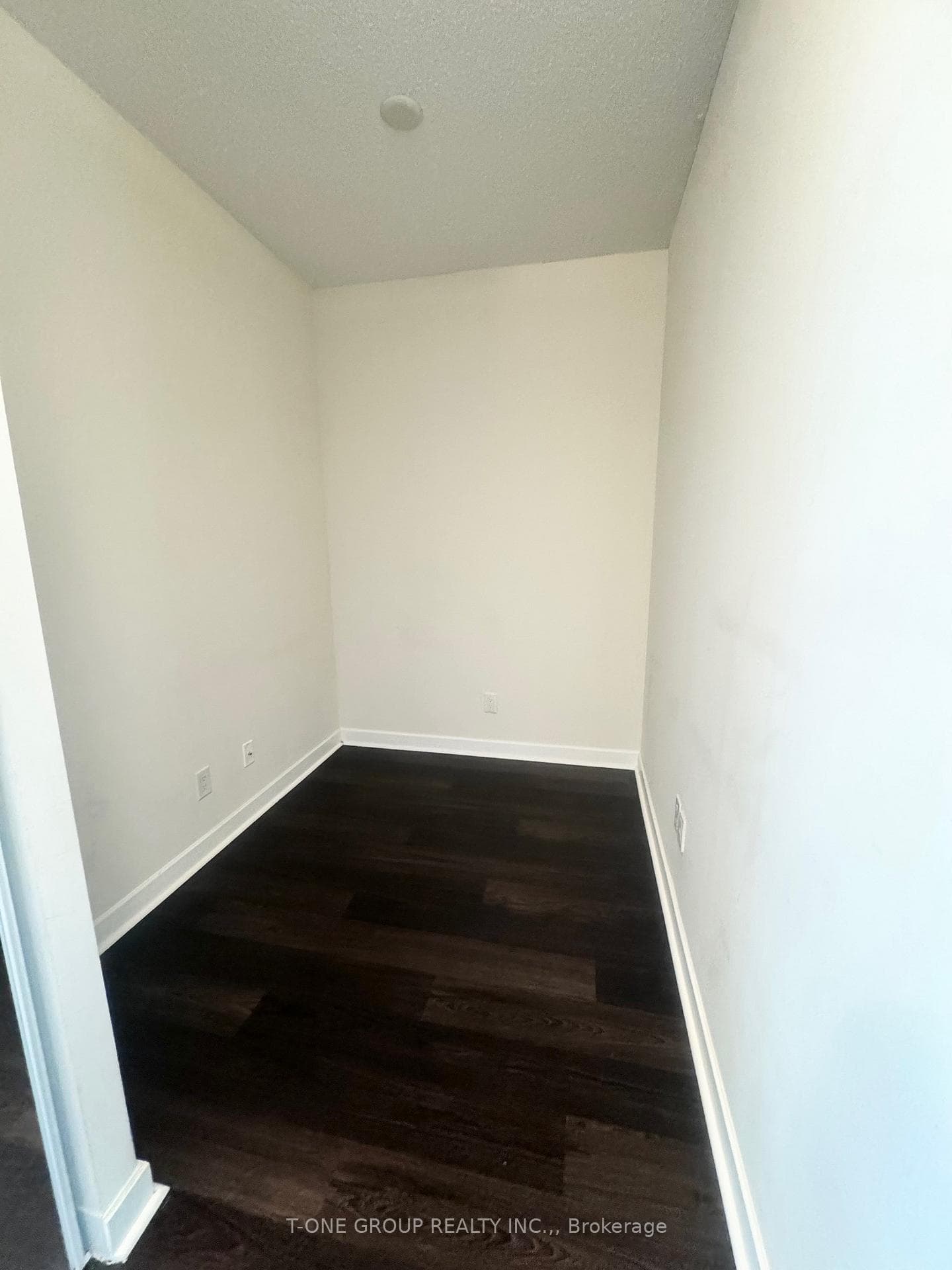 33 Bay Street Unit 3705 photo 8