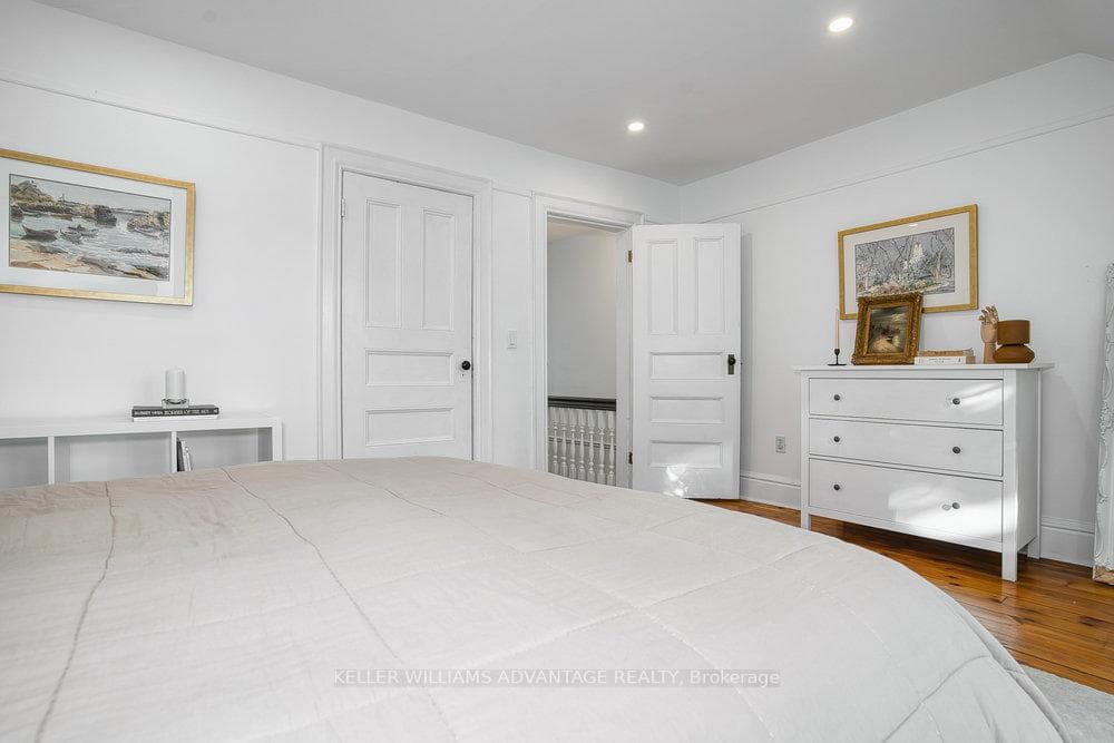 119 Macdonell Avenue photo 43