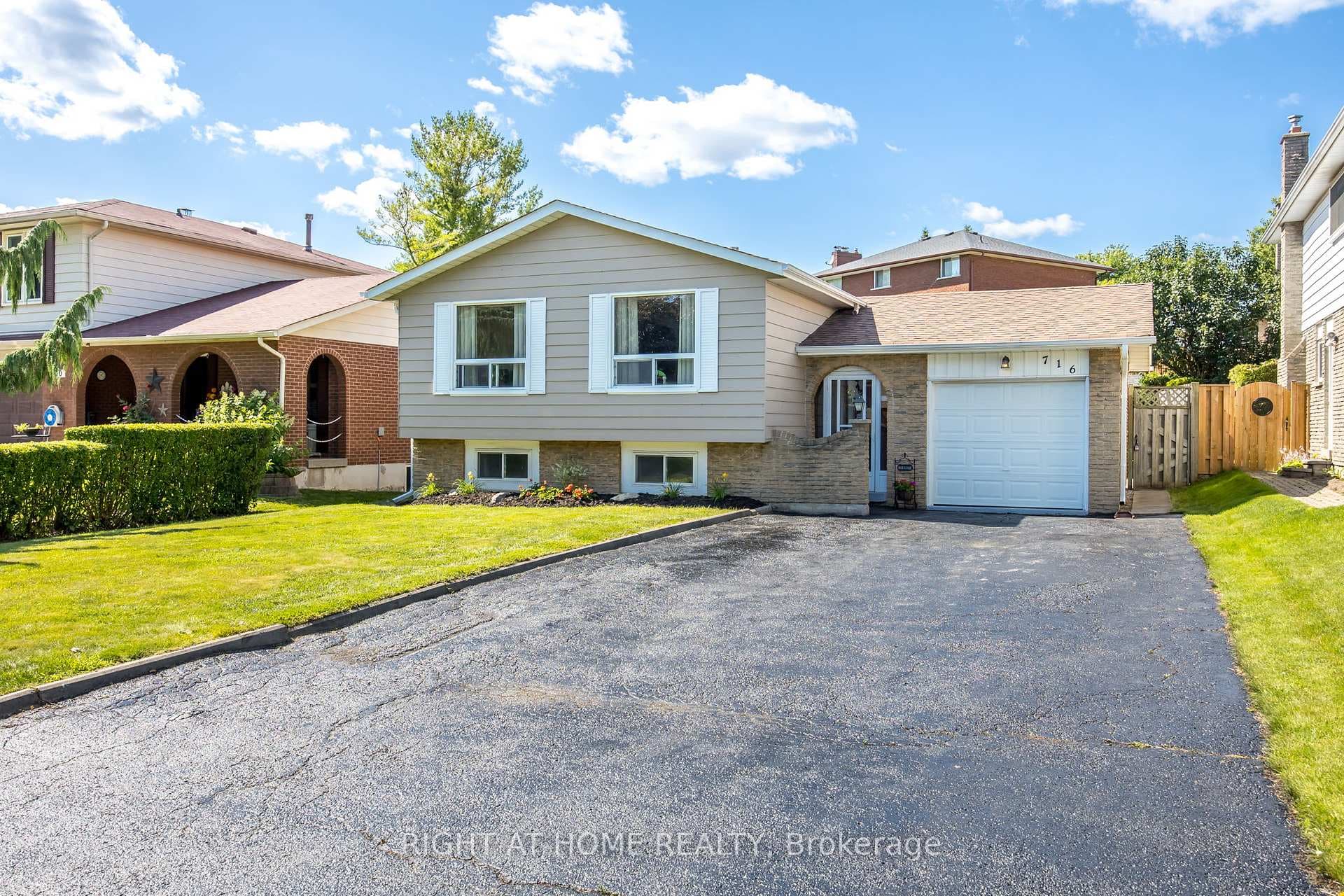 716 Bermuda Avenue photo 2