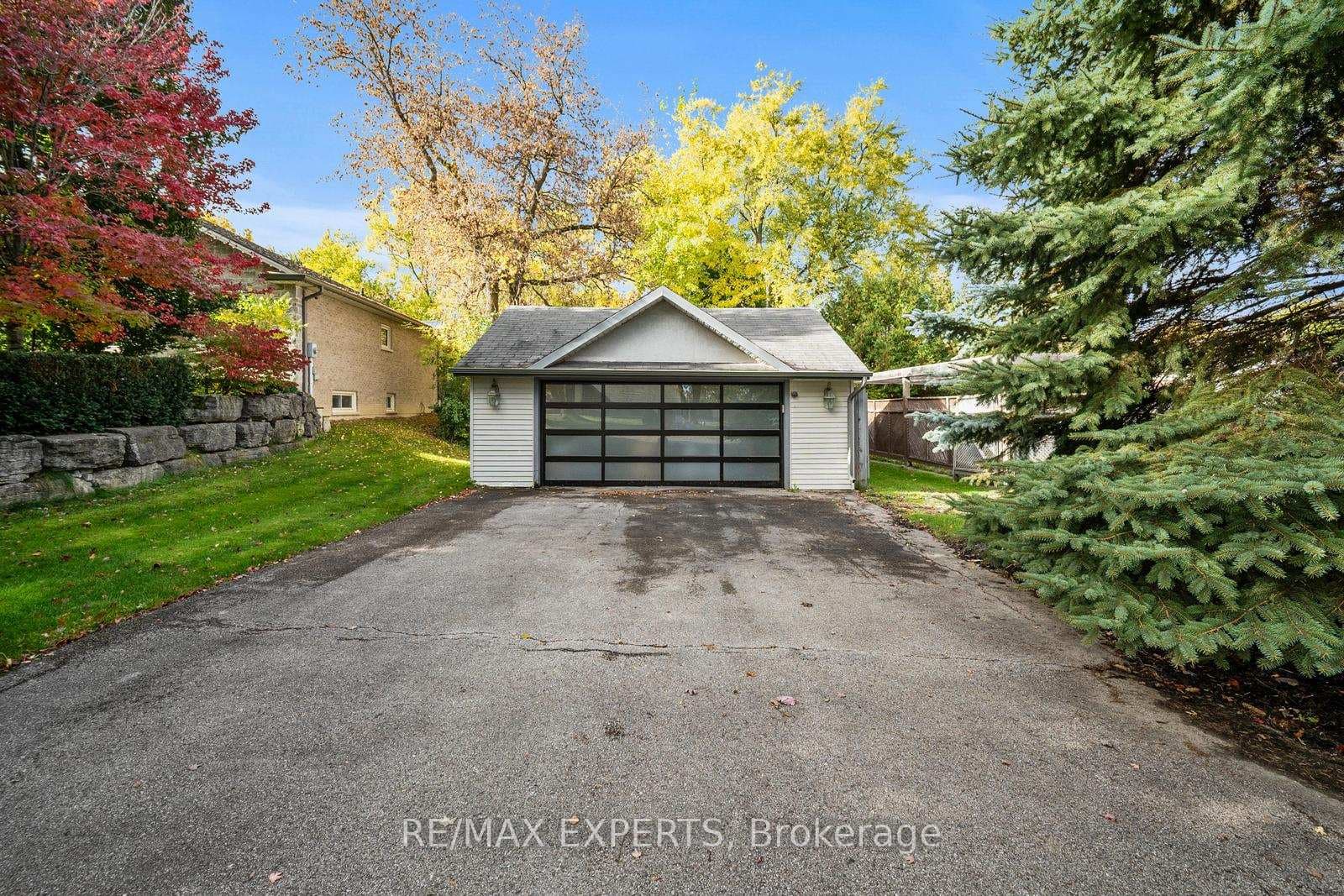 9 Faris Avenue photo 33