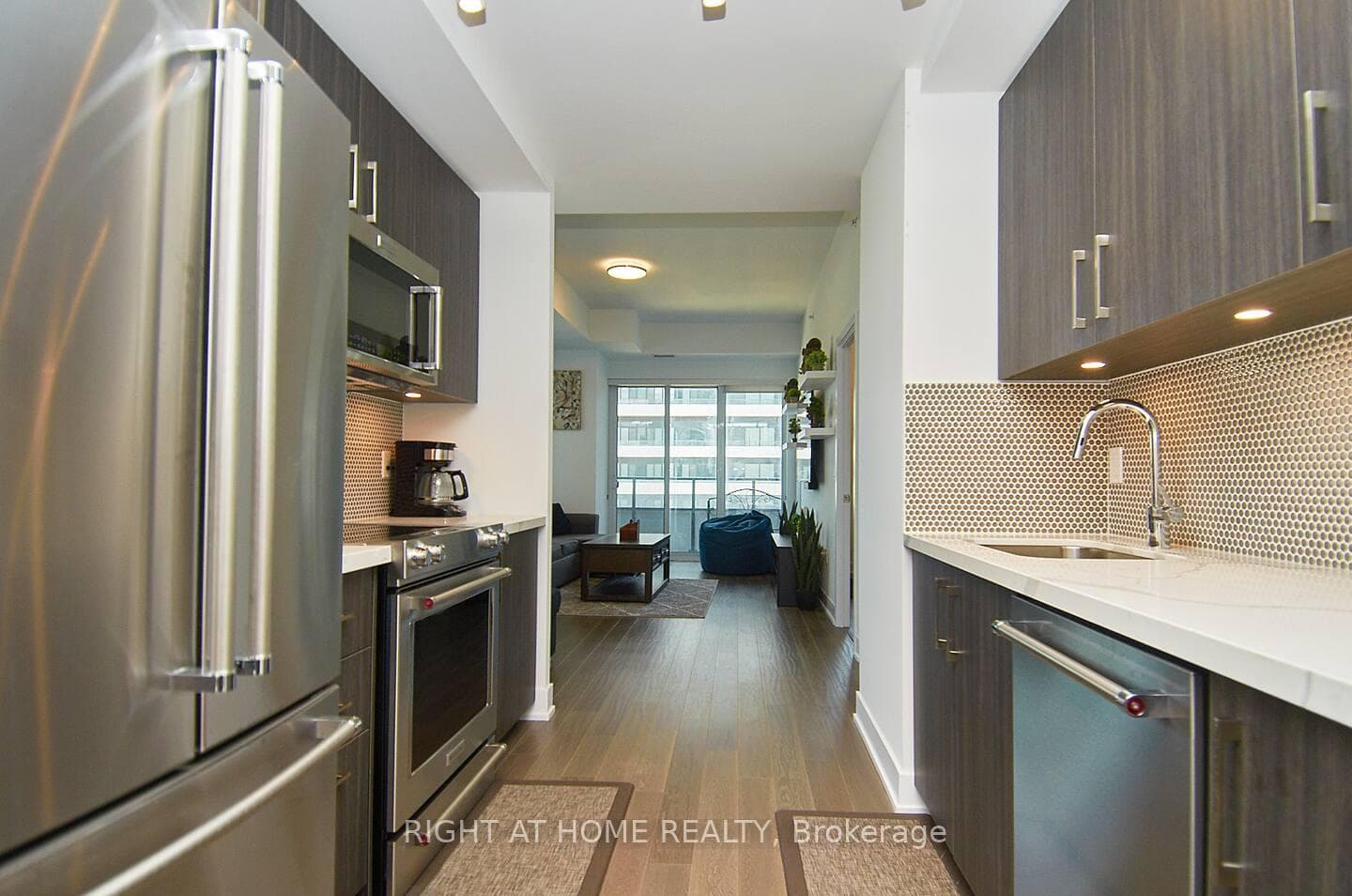 30 Shore Breeze Drive Unit 438 photo 3