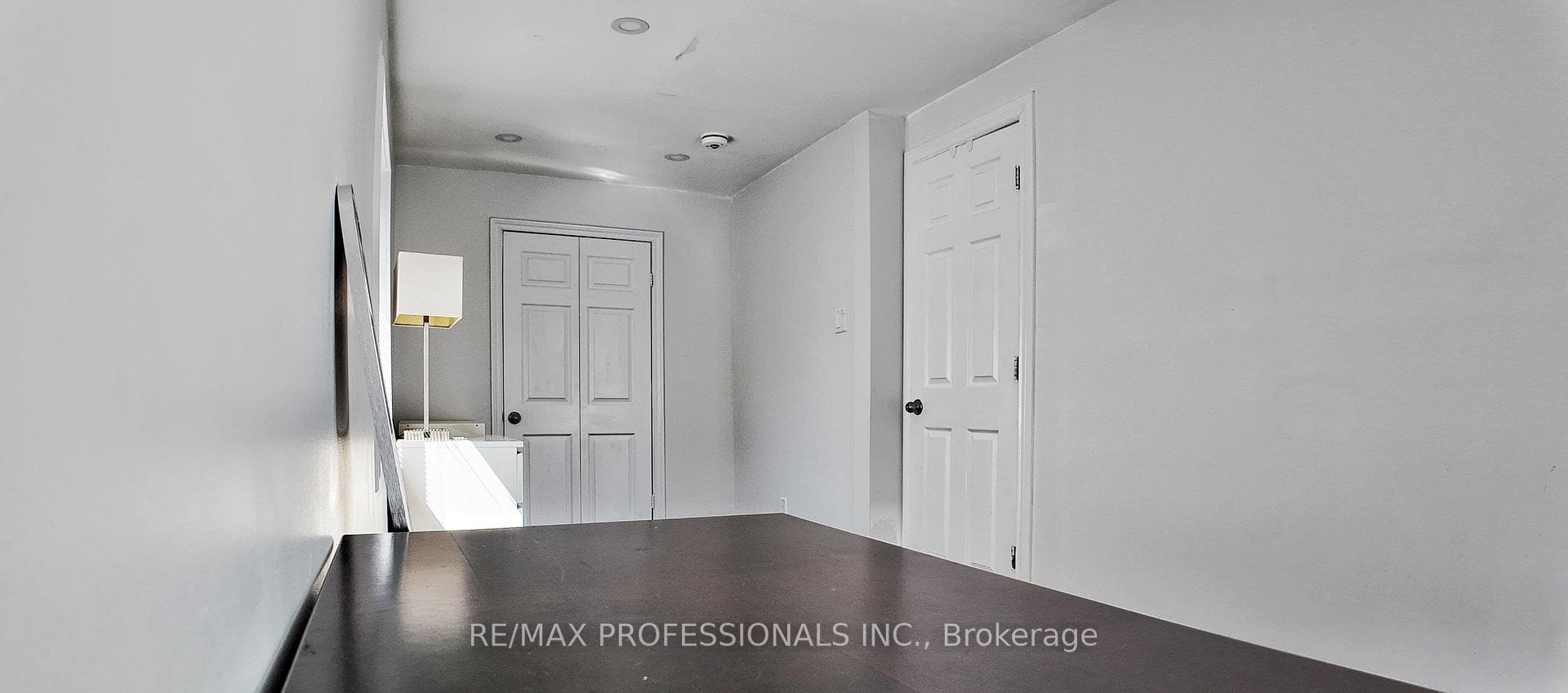 5 Farmbrook Road Unit B photo 10