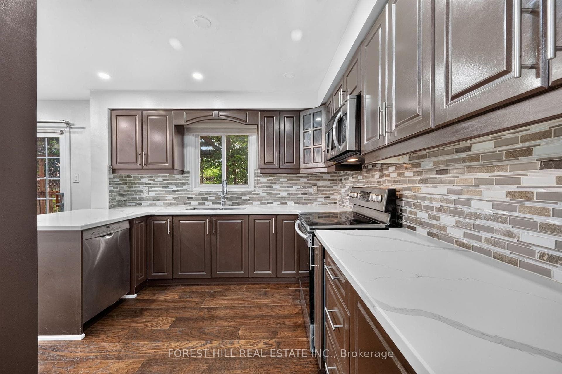 55 Castlehill Road photo 13