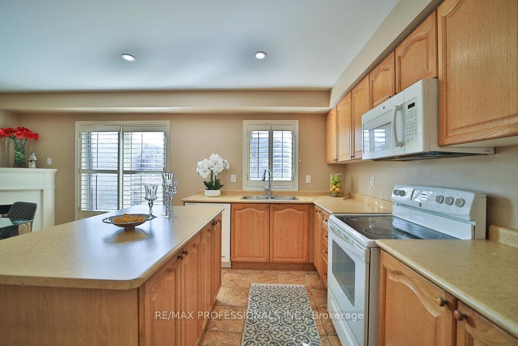 3319 Southwick Street photo 12
