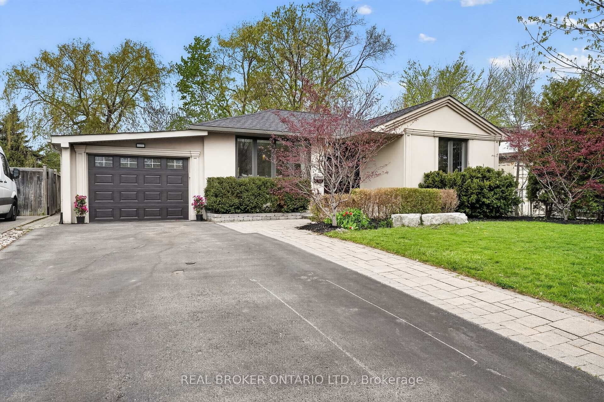 72 Morgon Avenue photo 43