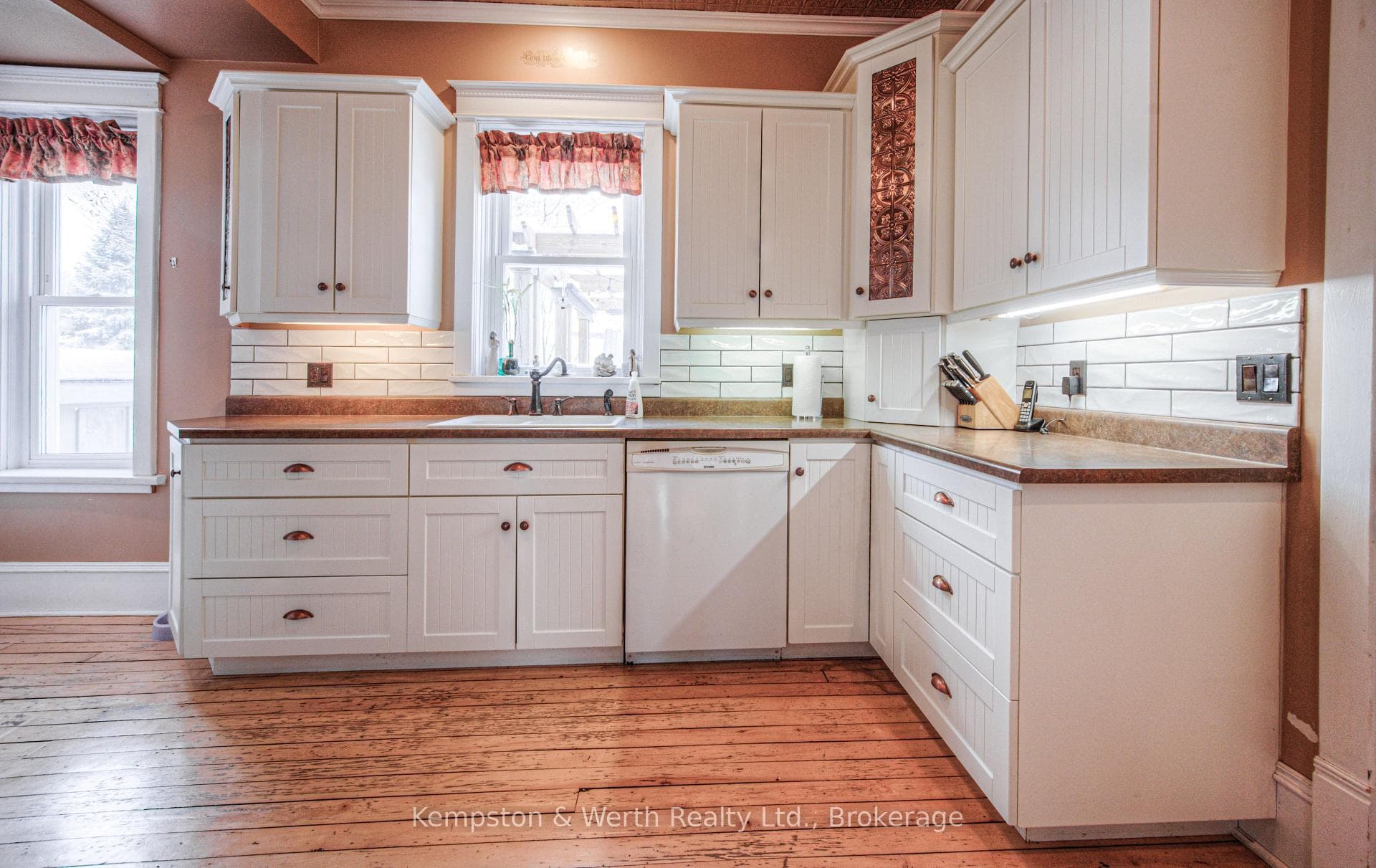 333 Barber Avenue photo 20