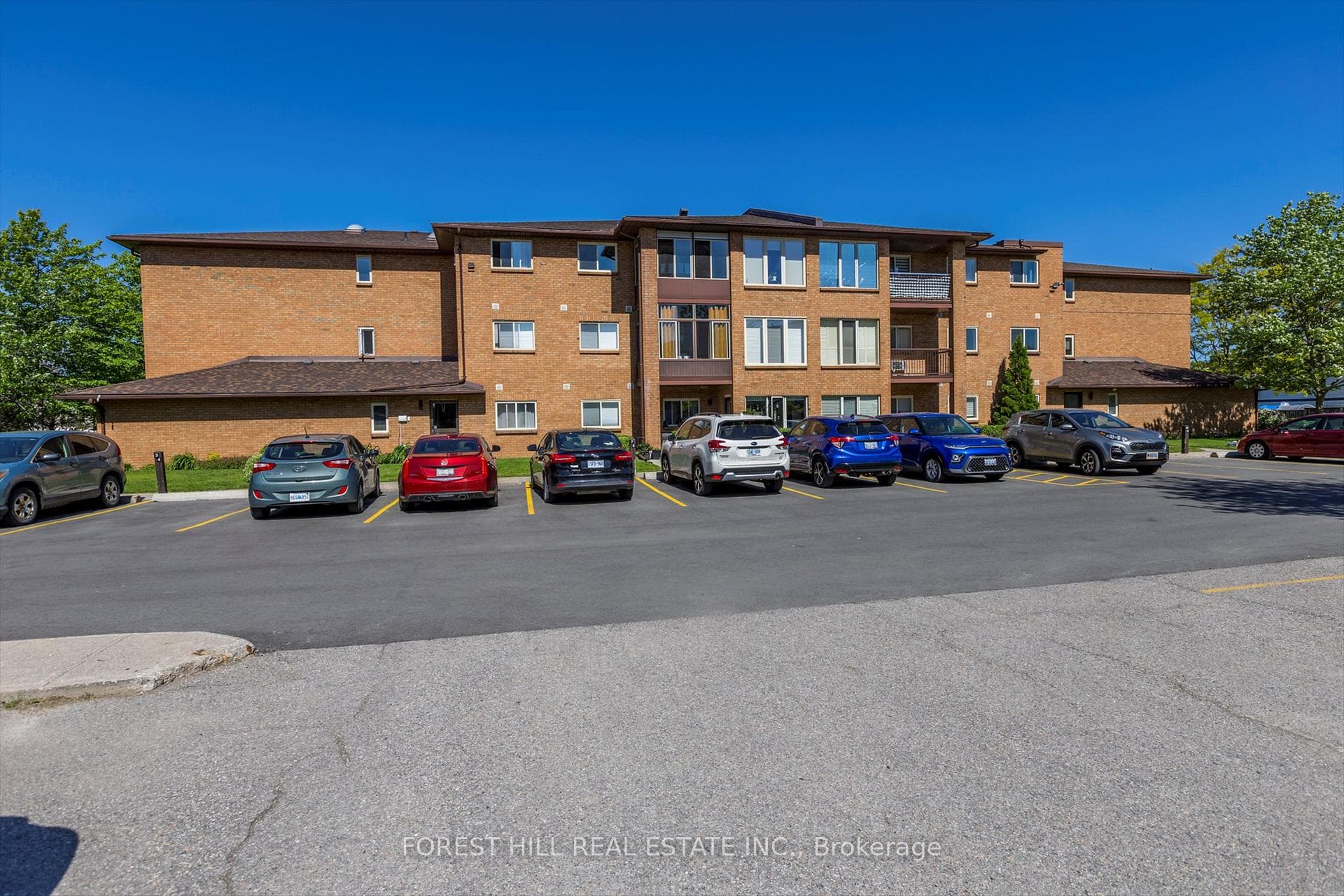 2185 Walker Avenue Unit 202 photo 30