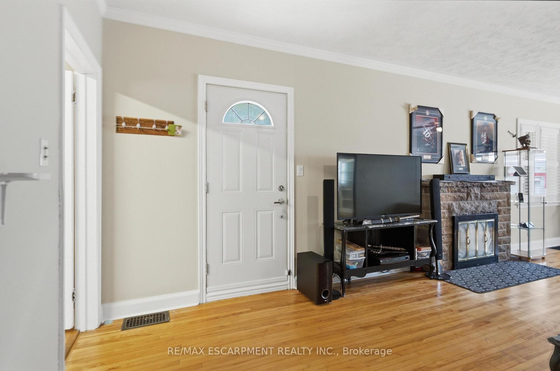 1260 Highway 8 N/A photo 16