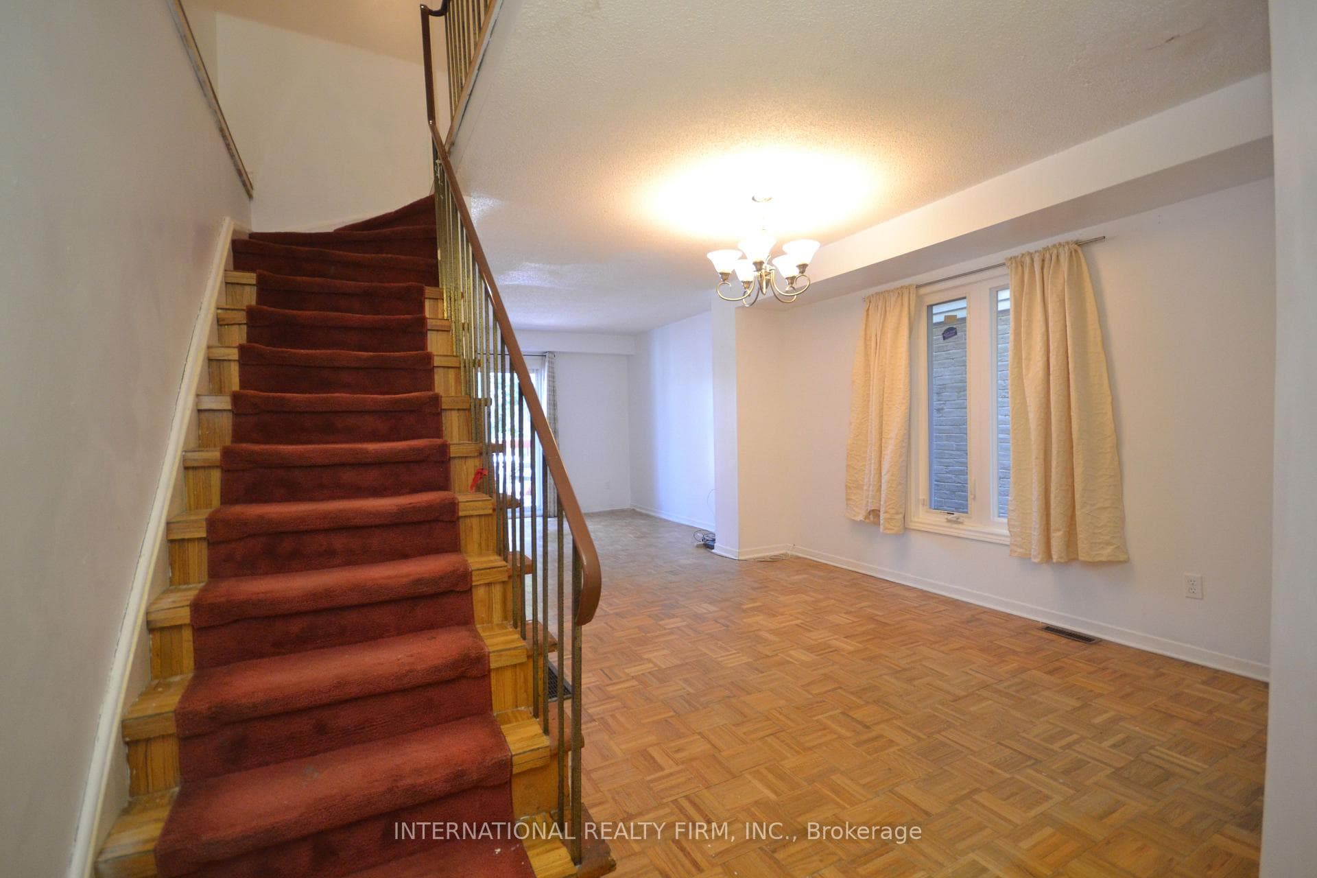 53 Jacob Fisher Drive photo 6