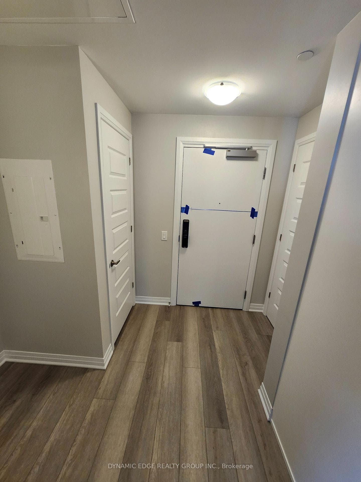 470 Gordon Krantz Avenue Unit 512 photo 13