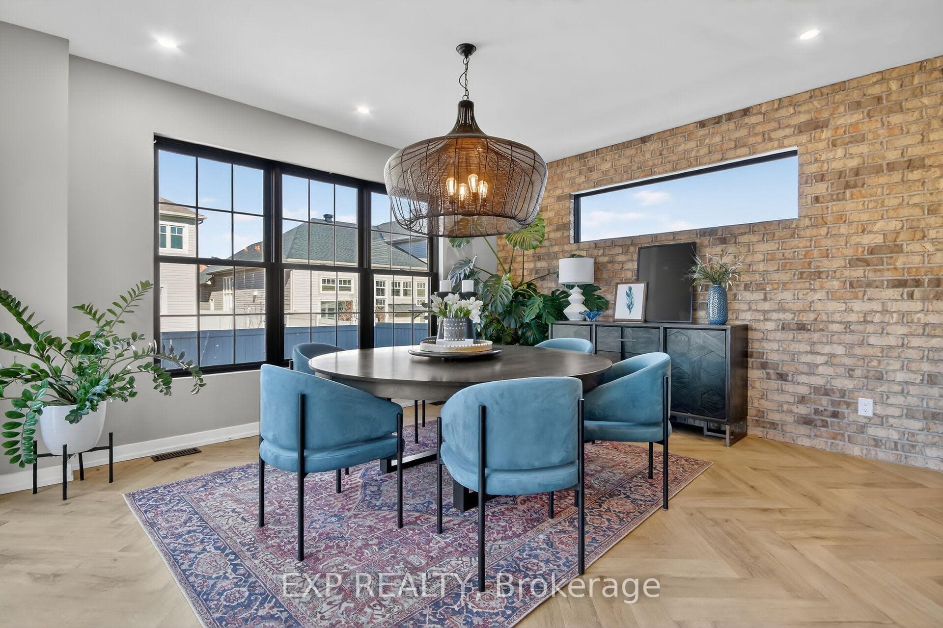 541 Dressage Avenue photo 20