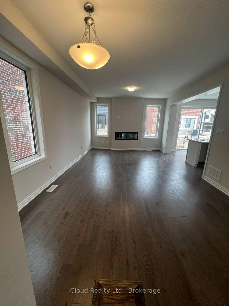 1407 Hearns Place Unit Upper photo 12