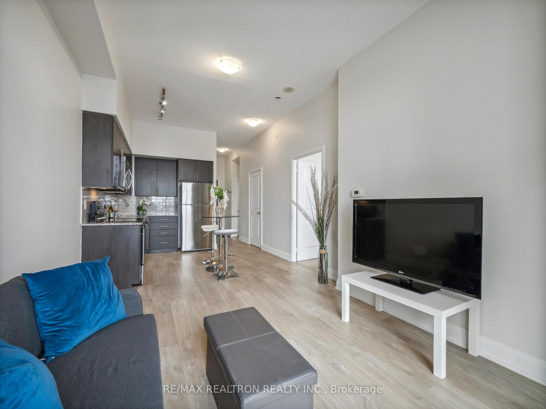 7890 Bathurst Street Unit 606 photo 25