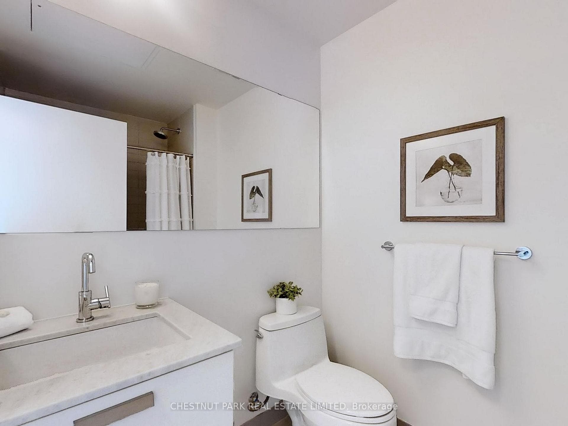 1815 Yonge Street Unit 2106 photo 18
