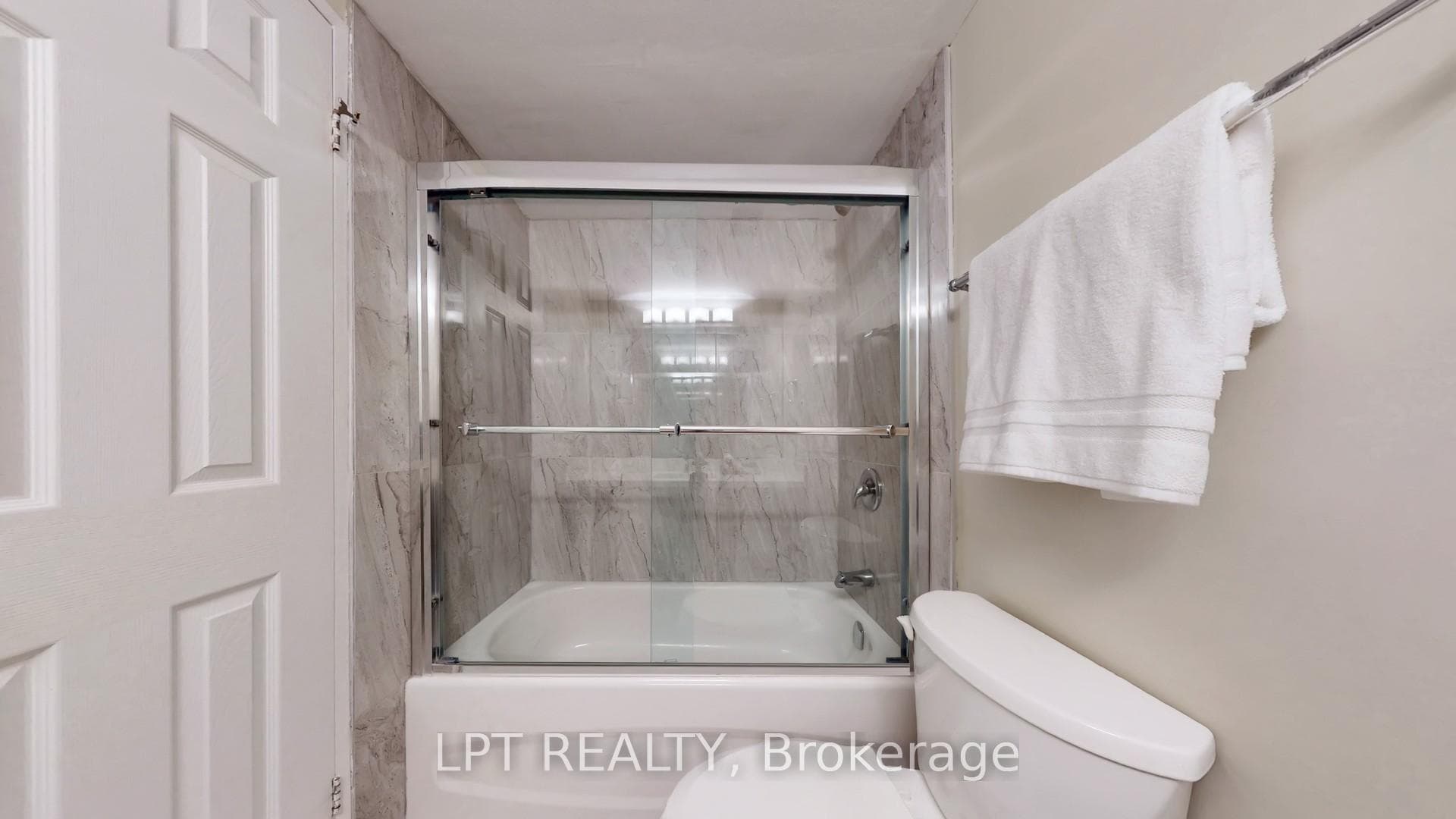 3170 Kirwin Avenue Unit 1503 photo 35