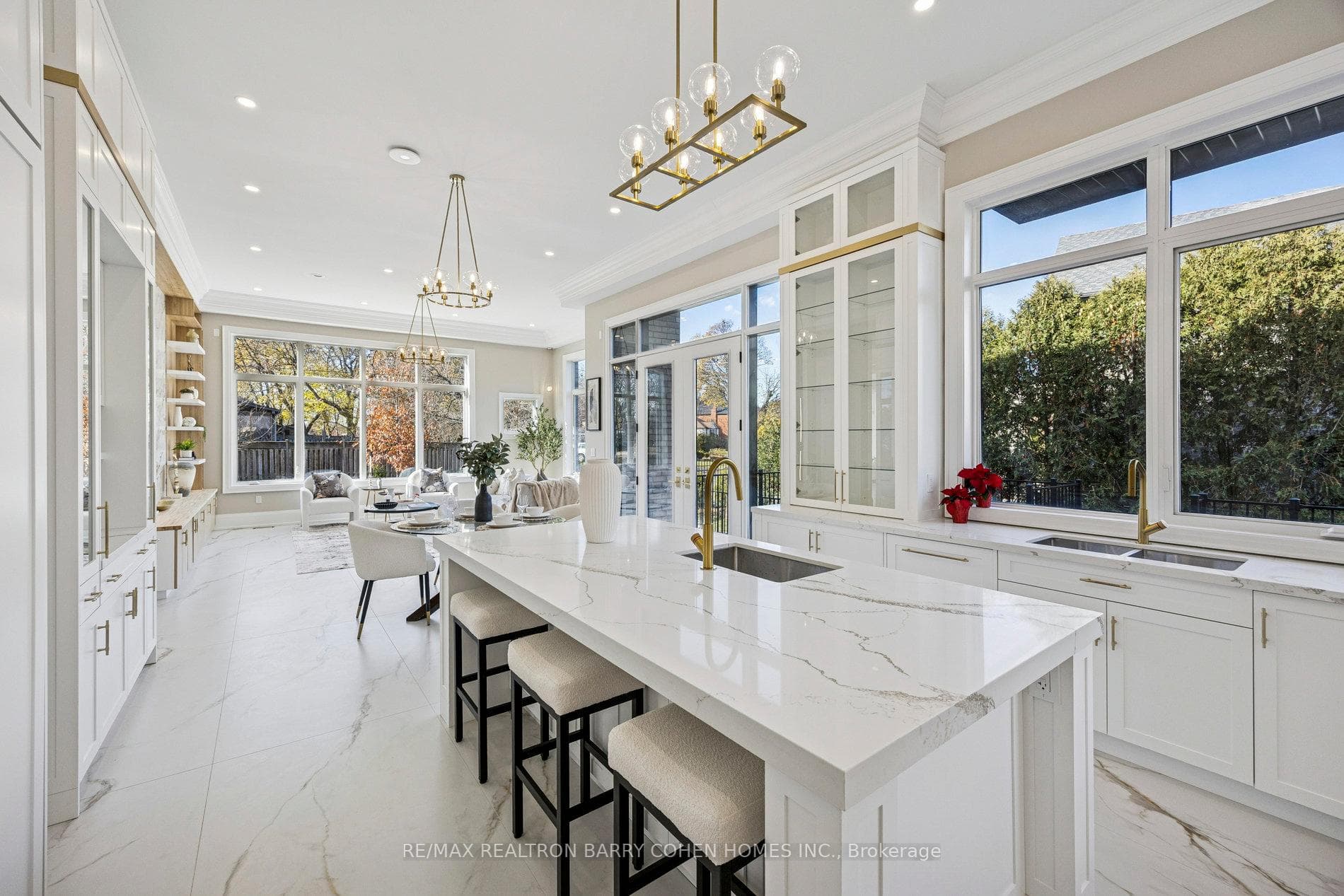 1 Lynnhaven Road photo 17
