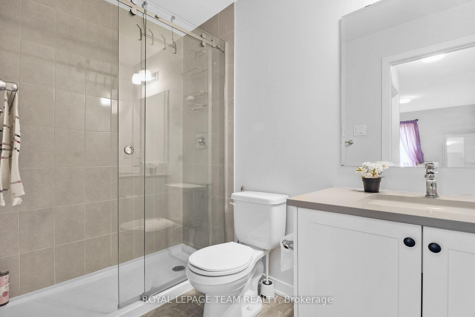 620 Parnian Private photo 20