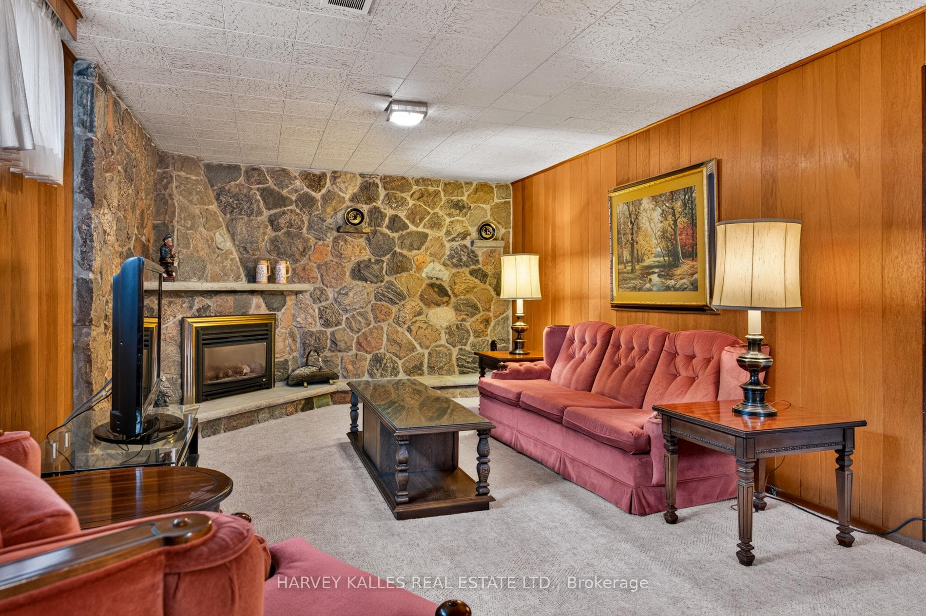 69 Poynter Drive photo 26