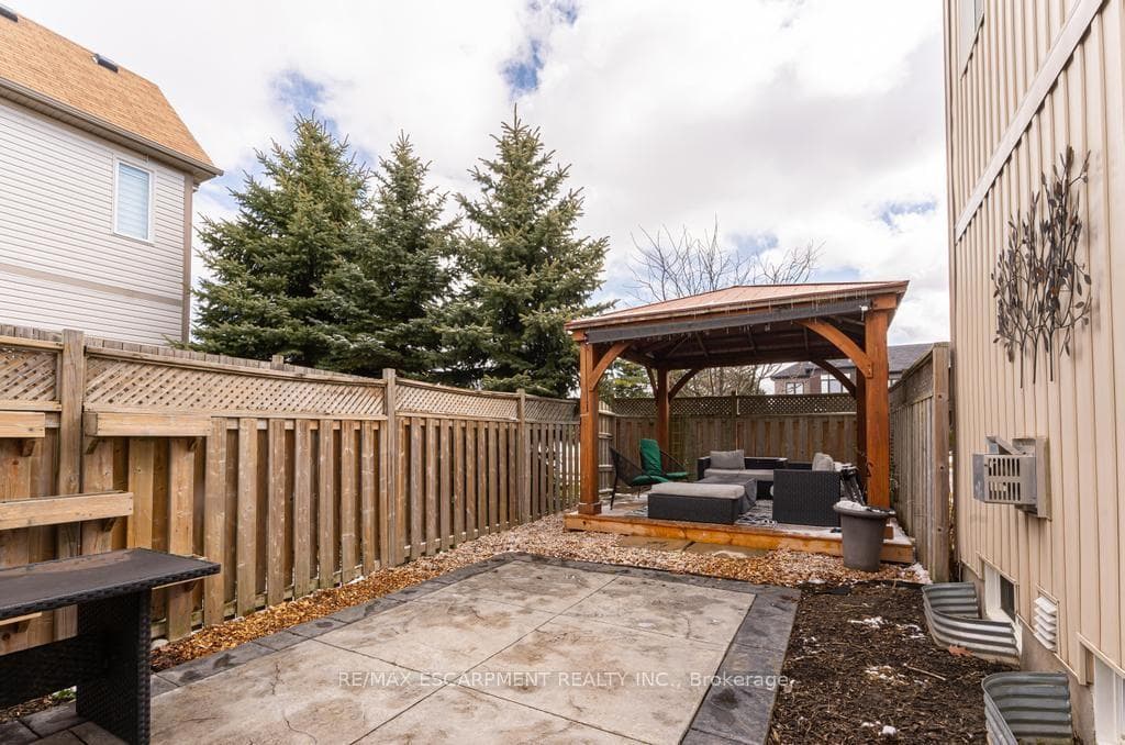 6 Gowland Drive photo 31