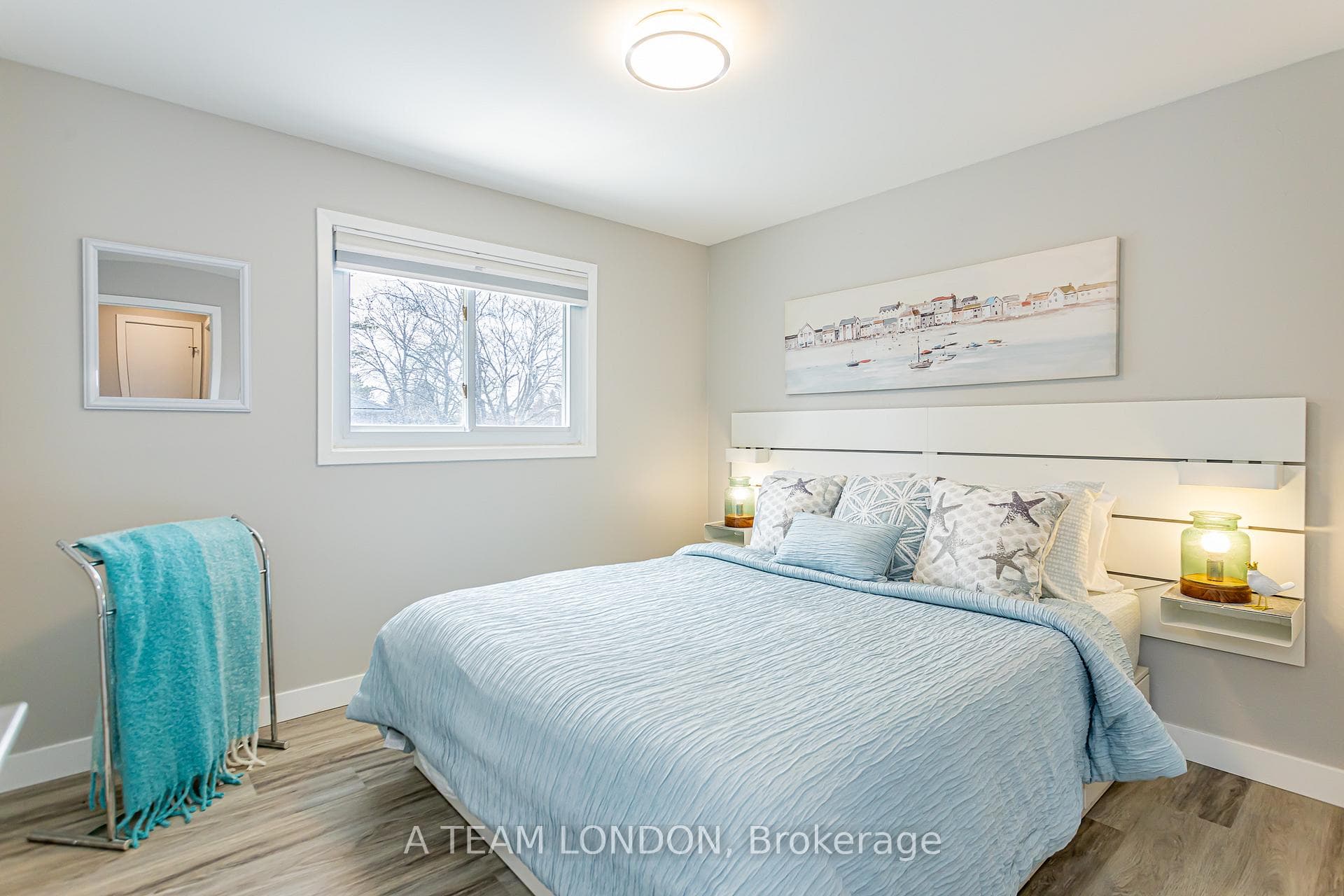 172 Wakefield Crescent photo 27