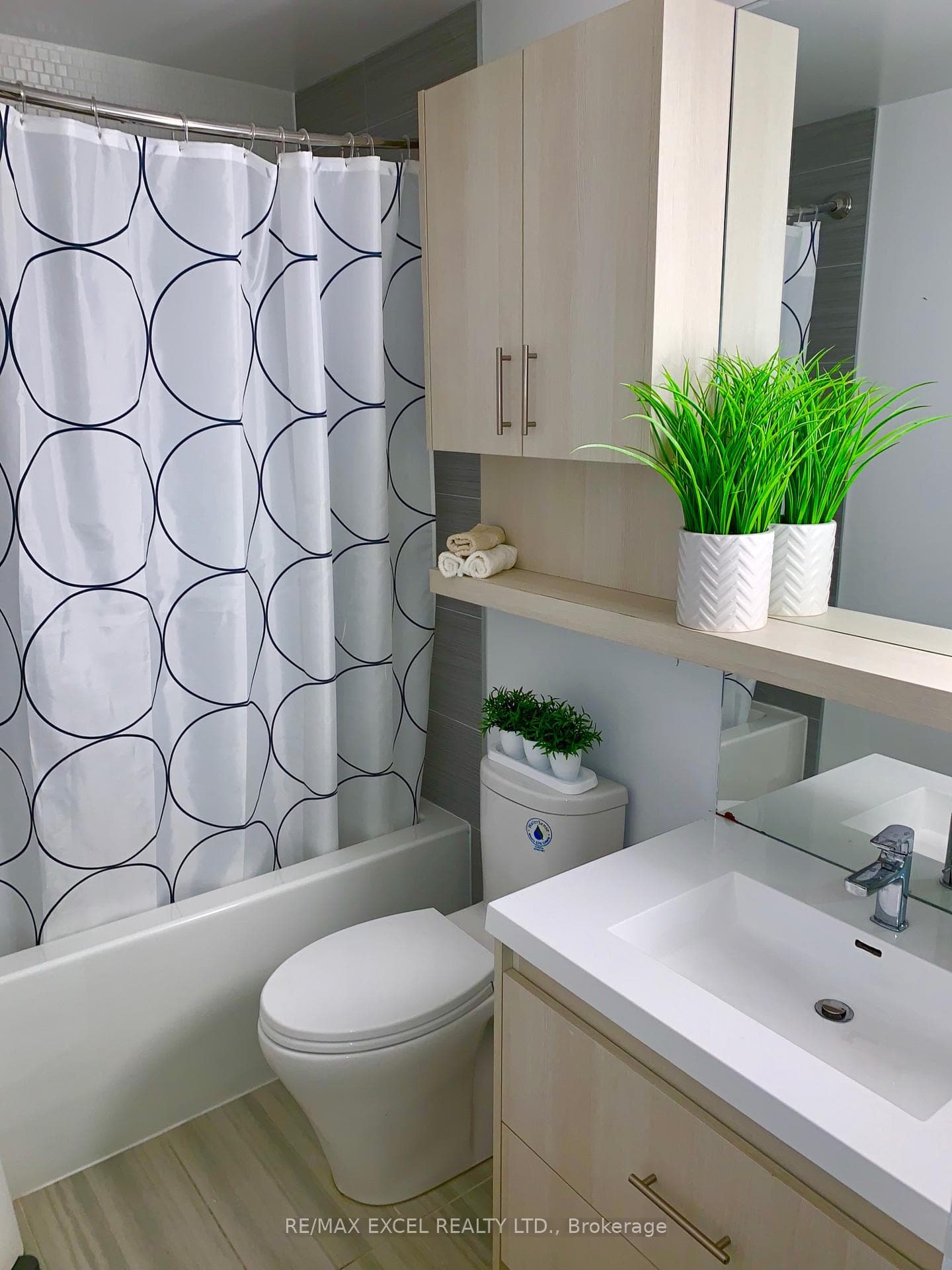 150 Fairview Mall Drive Unit 408 photo 9
