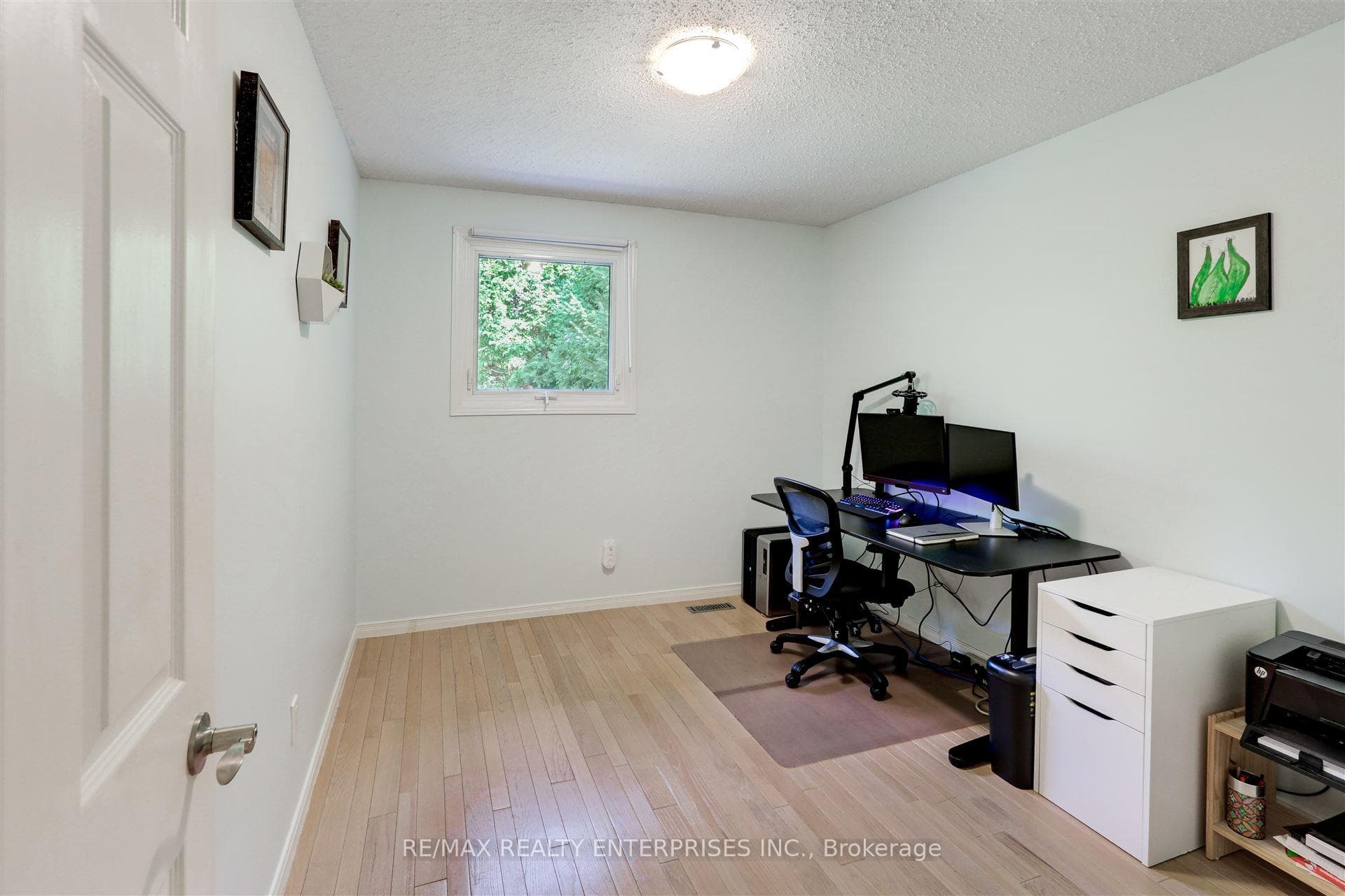 1102 Stephenson Drive photo 14