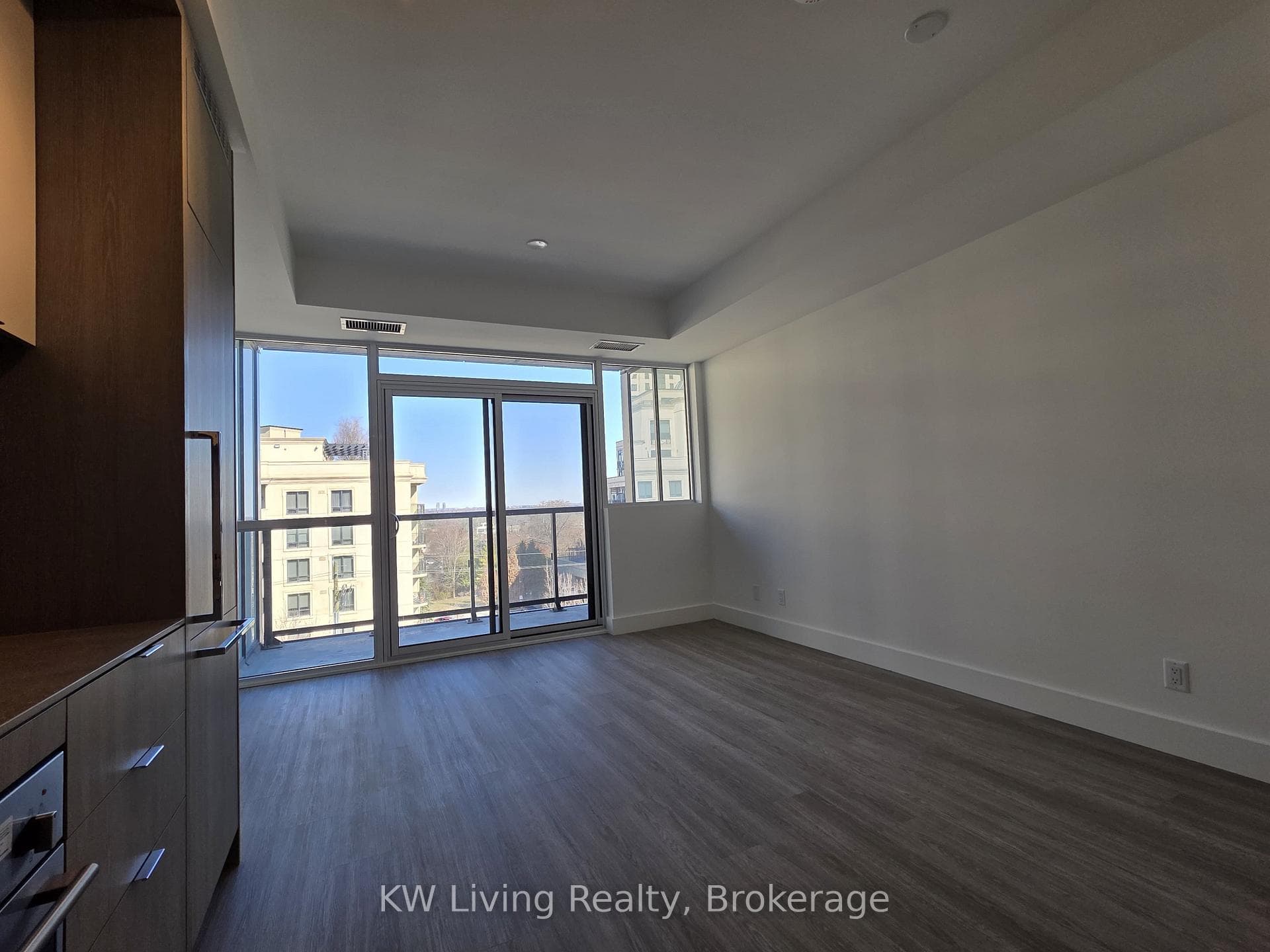 6 Greenbriar Road Unit 623 photo 7