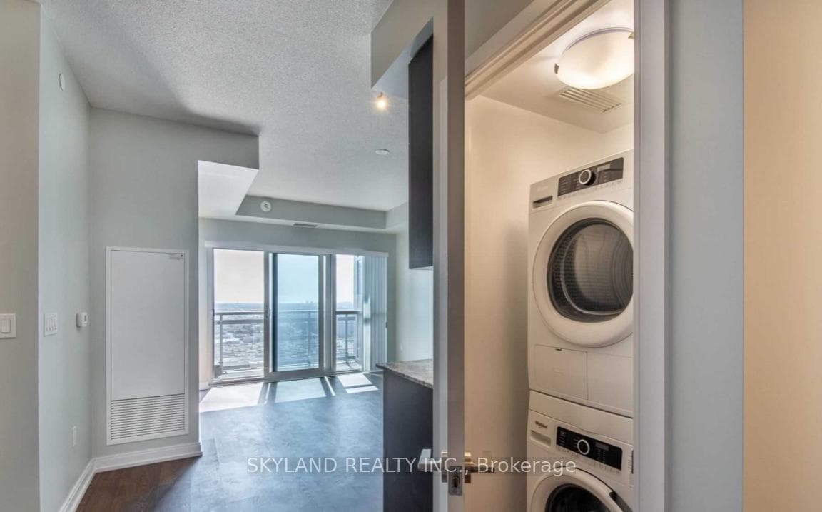 275 Village Green Square Unit 3225 photo 5